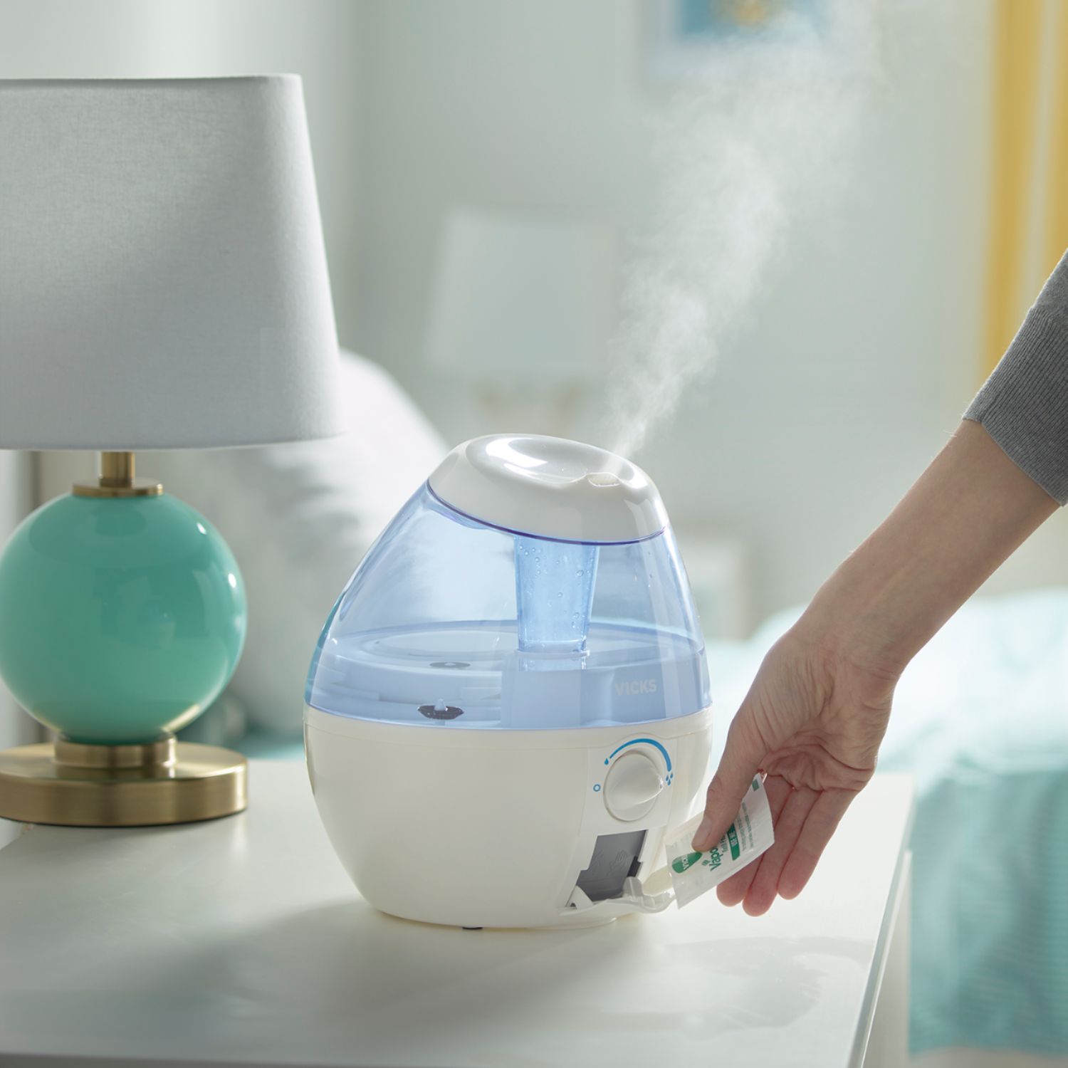Vicks Mini Cool Mist Humidifier 