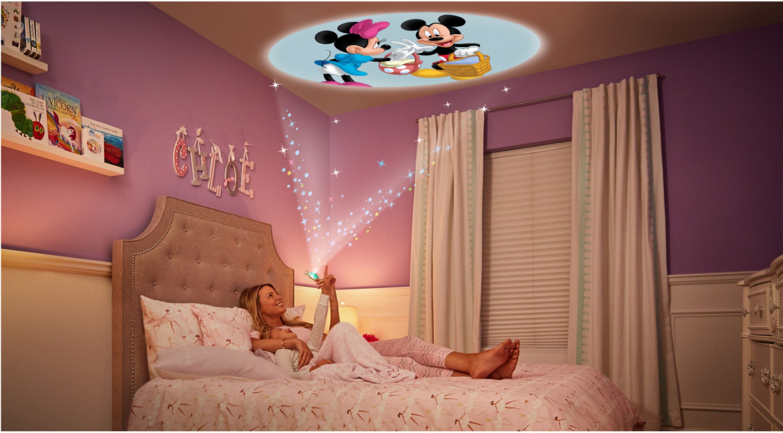 Best Buy: Moonlite Disney Gift Pack Storybook Projector for Most  Smartphones 6045979