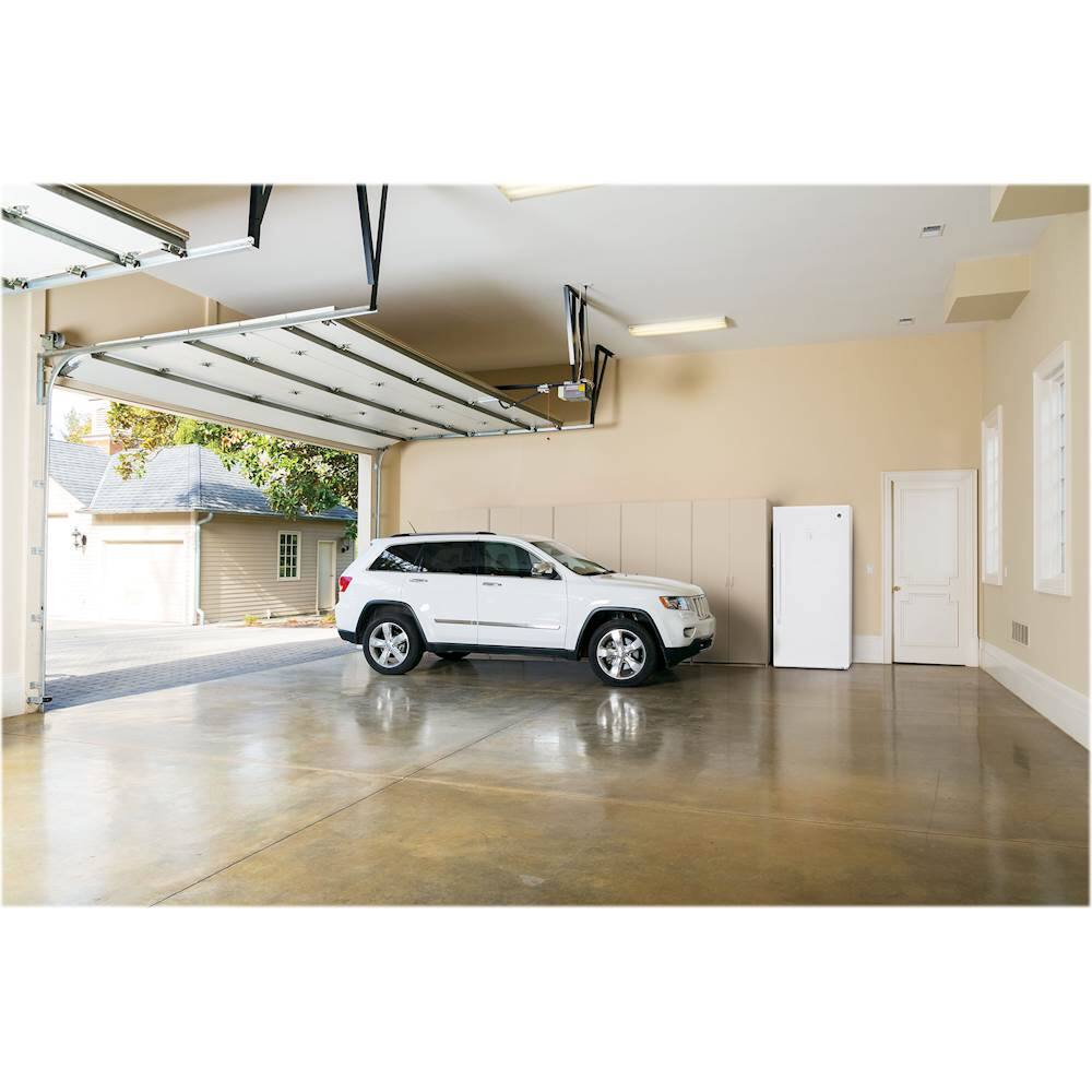 Alt View 13. GE - 14.1 Cu. Ft. Frost-Free Upright Freezer - White.