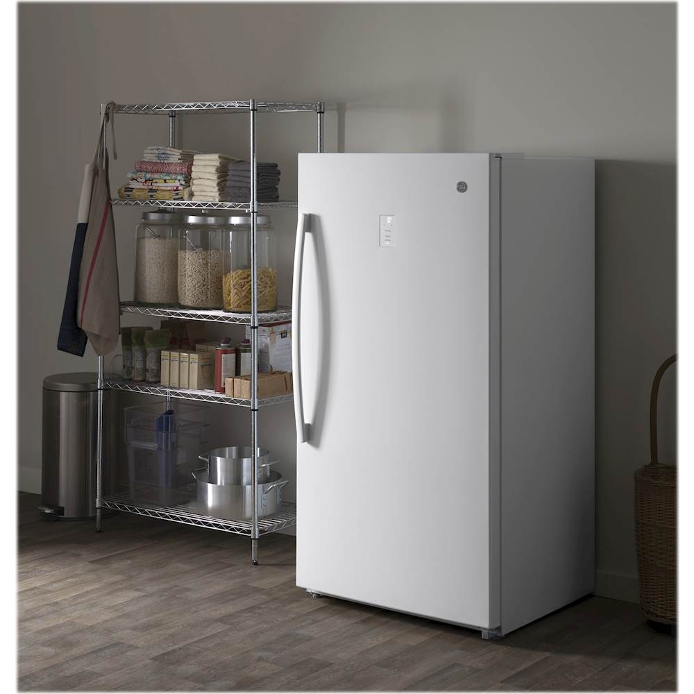 Customer Reviews: GE 17.3 Cu. Ft. Frost-Free Upright Freezer White ...
