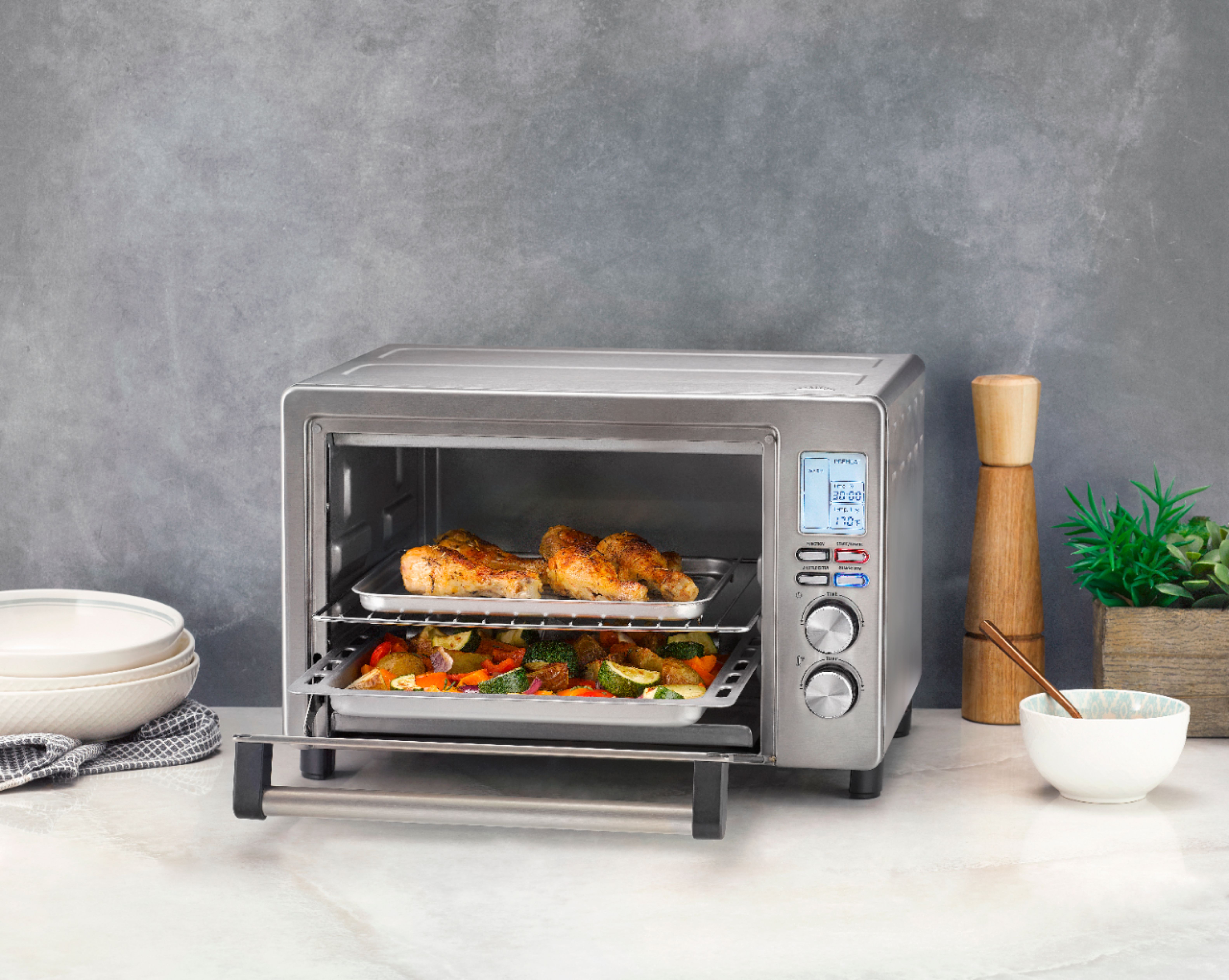 Zoom in on Alt View Zoom 14. Bella Pro Series - Pro Series 6-Slice Toaster Oven - Stainless Steel.