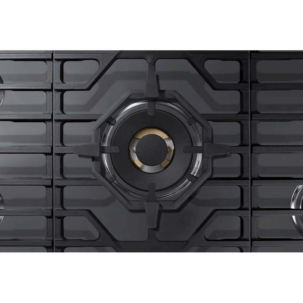 Samsung 30 in. 5-Burner Smart Natural Gas Cooktop with Bluetooth, Griddle,  Simmer Burner & Power Burner - Black Stainless Steel