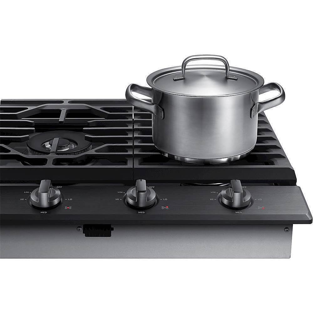 Alt View 15. Samsung - 30" Built-In Gas Cooktop with WiFi - Black Stainless Steel.