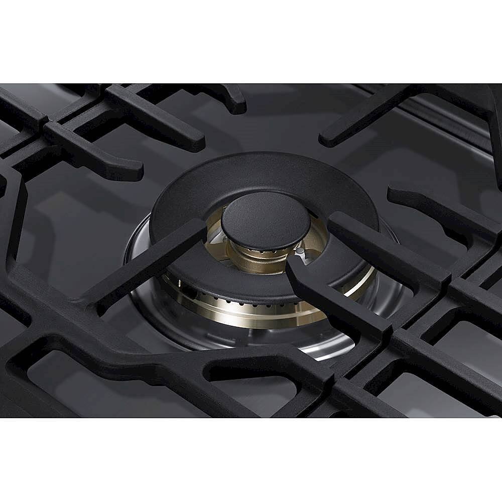 Alt View 13. Samsung - 30" Built-In Gas Cooktop with WiFi and Dual Power Brass Burner - Stainless Steel.