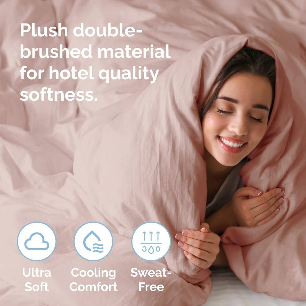 Plush double-brushed material for hotel quality softness.

Ultra Soft  
Cooling Comfort  
Sweat-Free