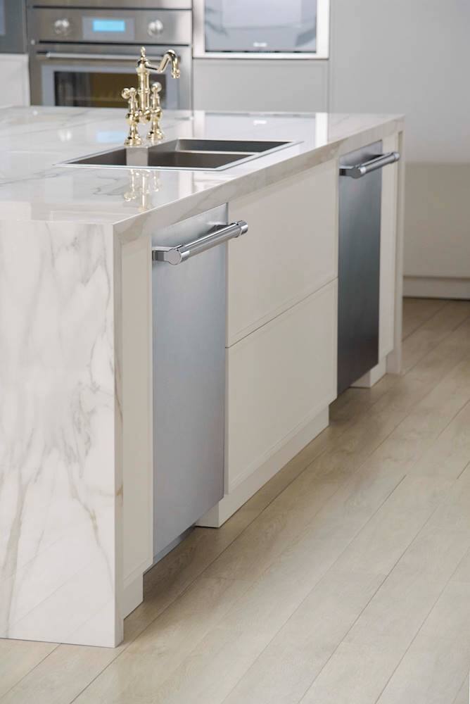 Best Buy Thermador 24" Top Control BuiltIn Dishwasher with Stainless