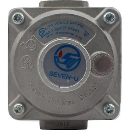 Front. Coyote - Regulator for Liquid Propane Gas Grills - Silver.