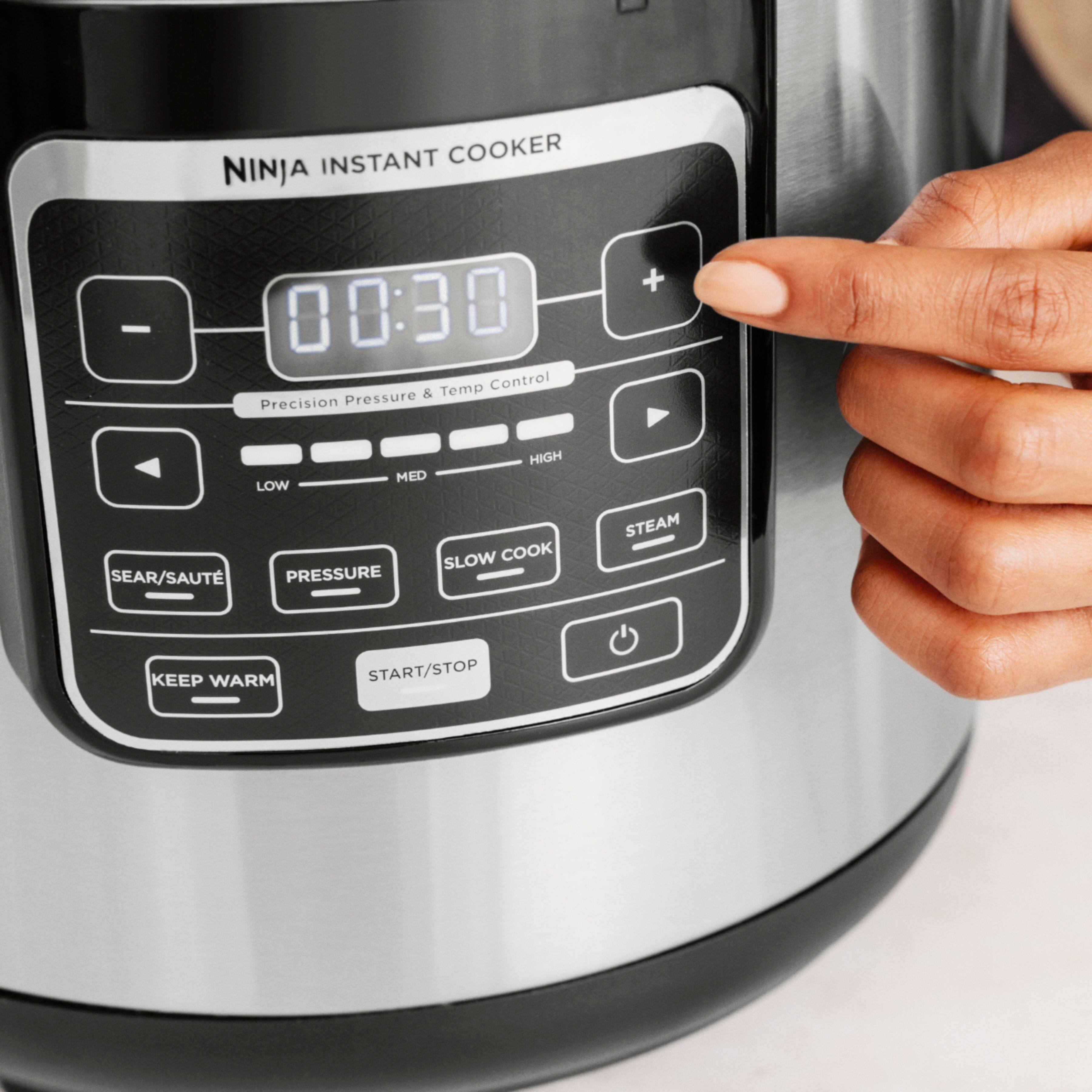 Alt View 13. Ninja - 6-Quart Instant Cooker - Black/Silver.
