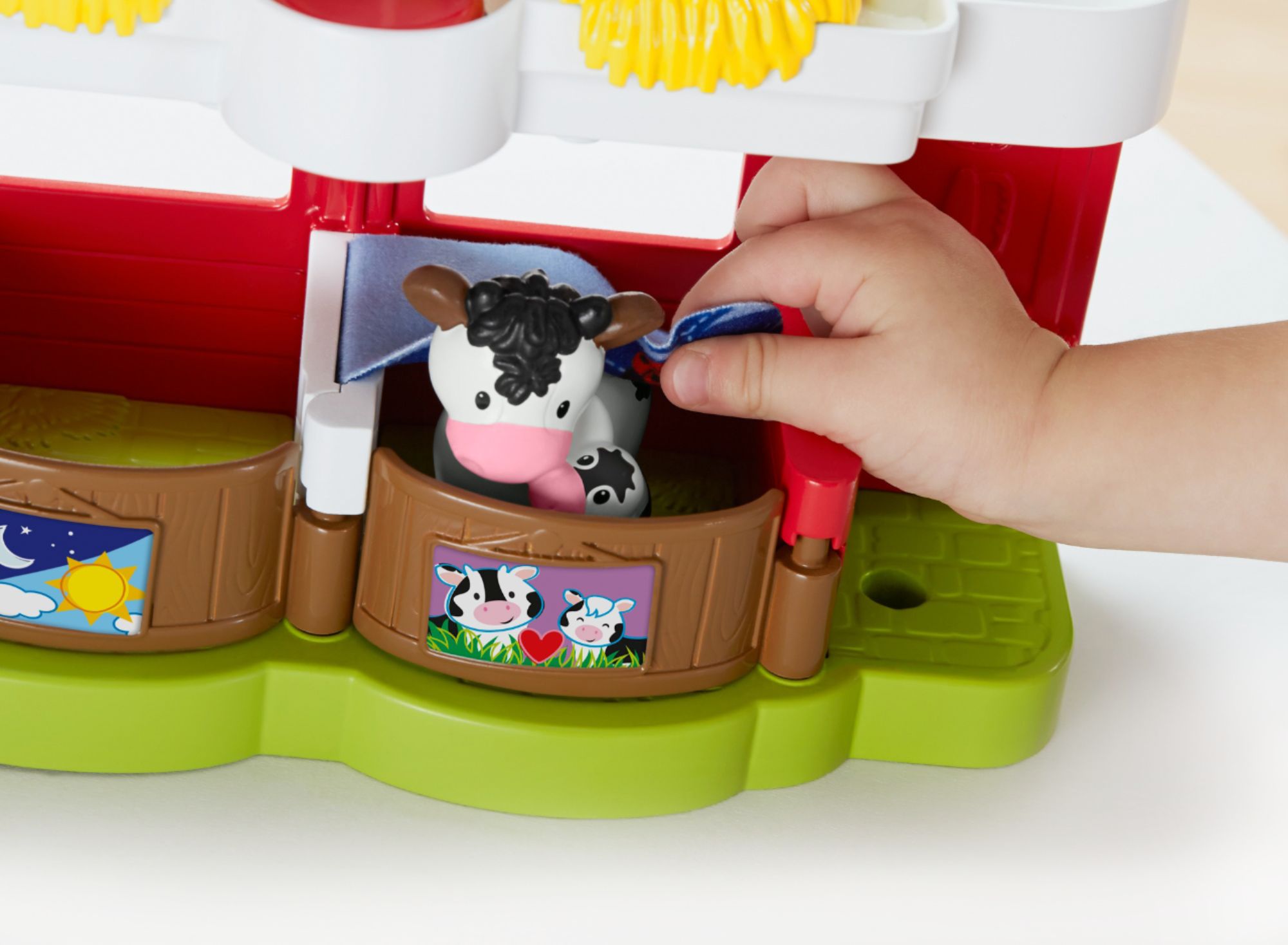 Best Buy: Fisher-Price Caring for Animals Farm Red DWC31