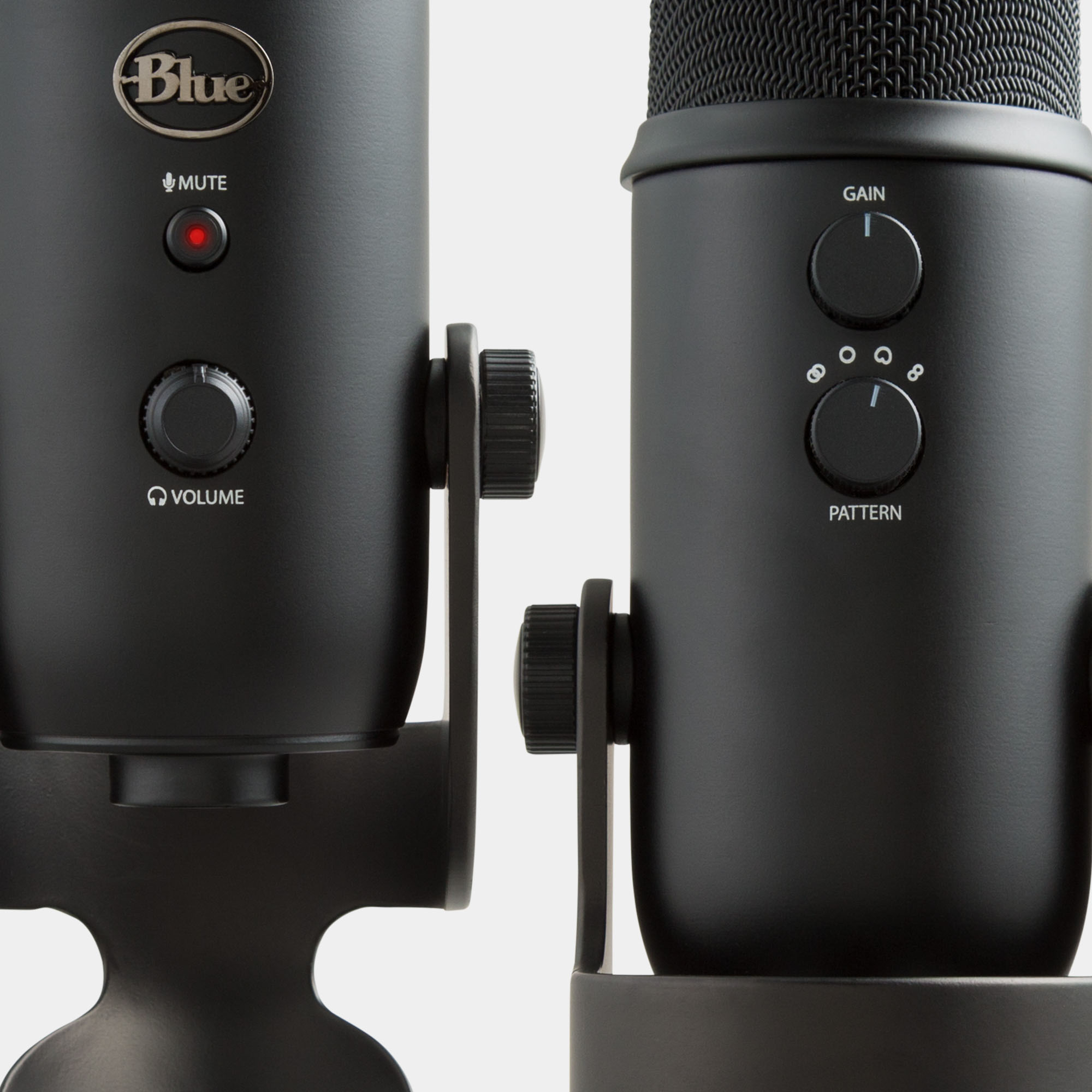 Blue Microphones Yeticaster Studio Professional Wired Multi 