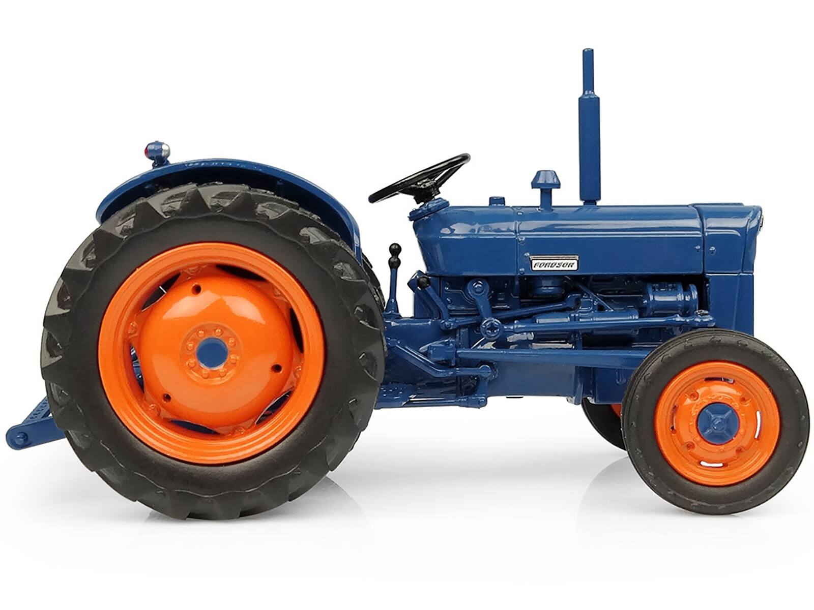 Alt View 2. Universal Hobbies - 1962 Fordson Super Dexta Tractor Blue 1/32 Diecast Model by Universal Hobbies.
