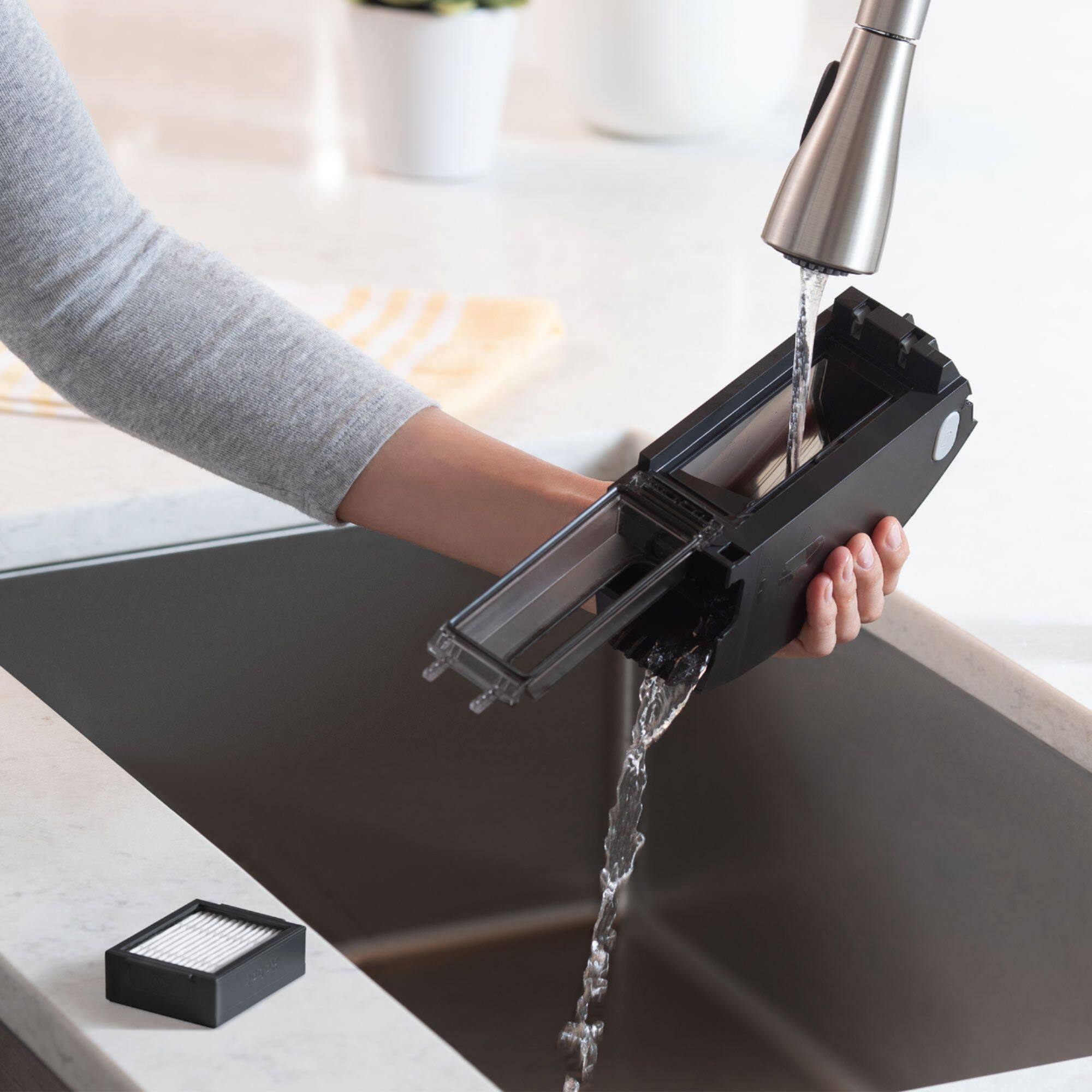 Alt View 27. iRobot - Roomba i7 Wi-Fi Connected Robot Vacuum - Charcoal.