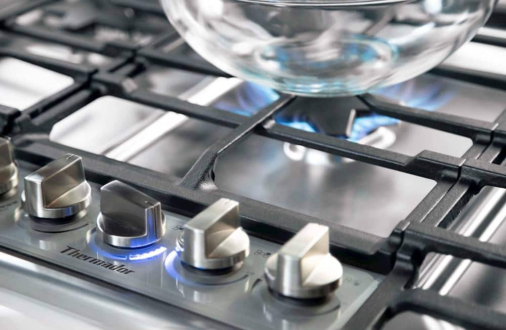 Alt View 19. Thermador - Masterpiece 36" Built-In Gas Cooktop with 5 Pedestal Star Burners and ExtraLow Slect - Stainless Steel.