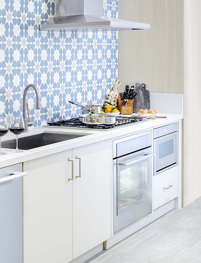 Alt View 14. Thermador - Masterpiece 30" Built-In Gas Cooktop with 5 Star Burners and ExtraLow Select - Stainless Steel.