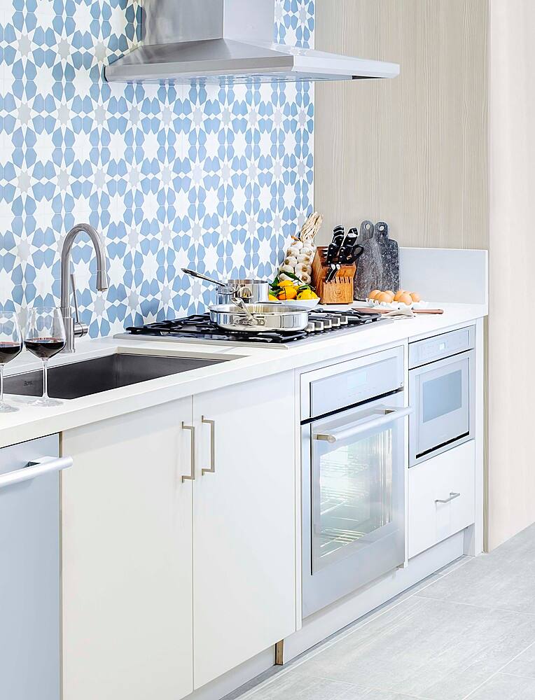 Alt View 14. Thermador - Masterpiece 30" Built-In Gas Cooktop with 5 Star Burners and ExtraLow Select - Stainless Steel.