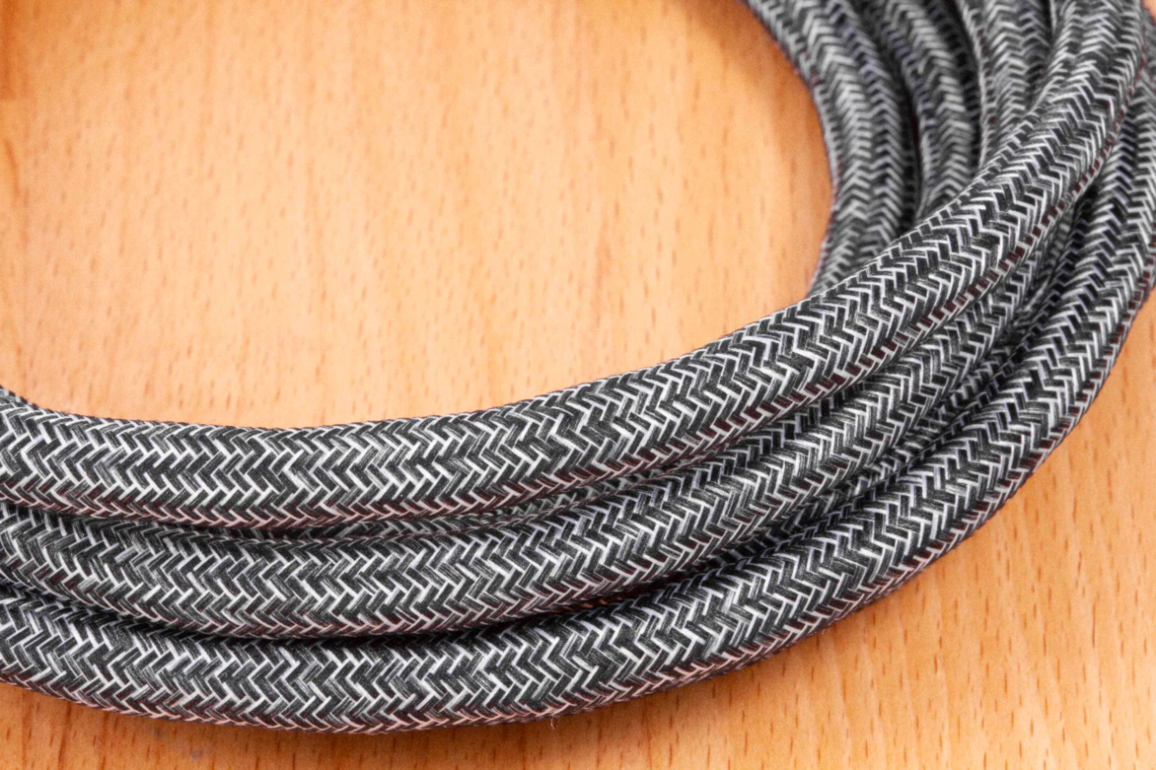 Alt View 11. Cordinate - 2 Outlet/2 USB 250 Joules Surge Protector w/10' Power Cord - Black Heather.