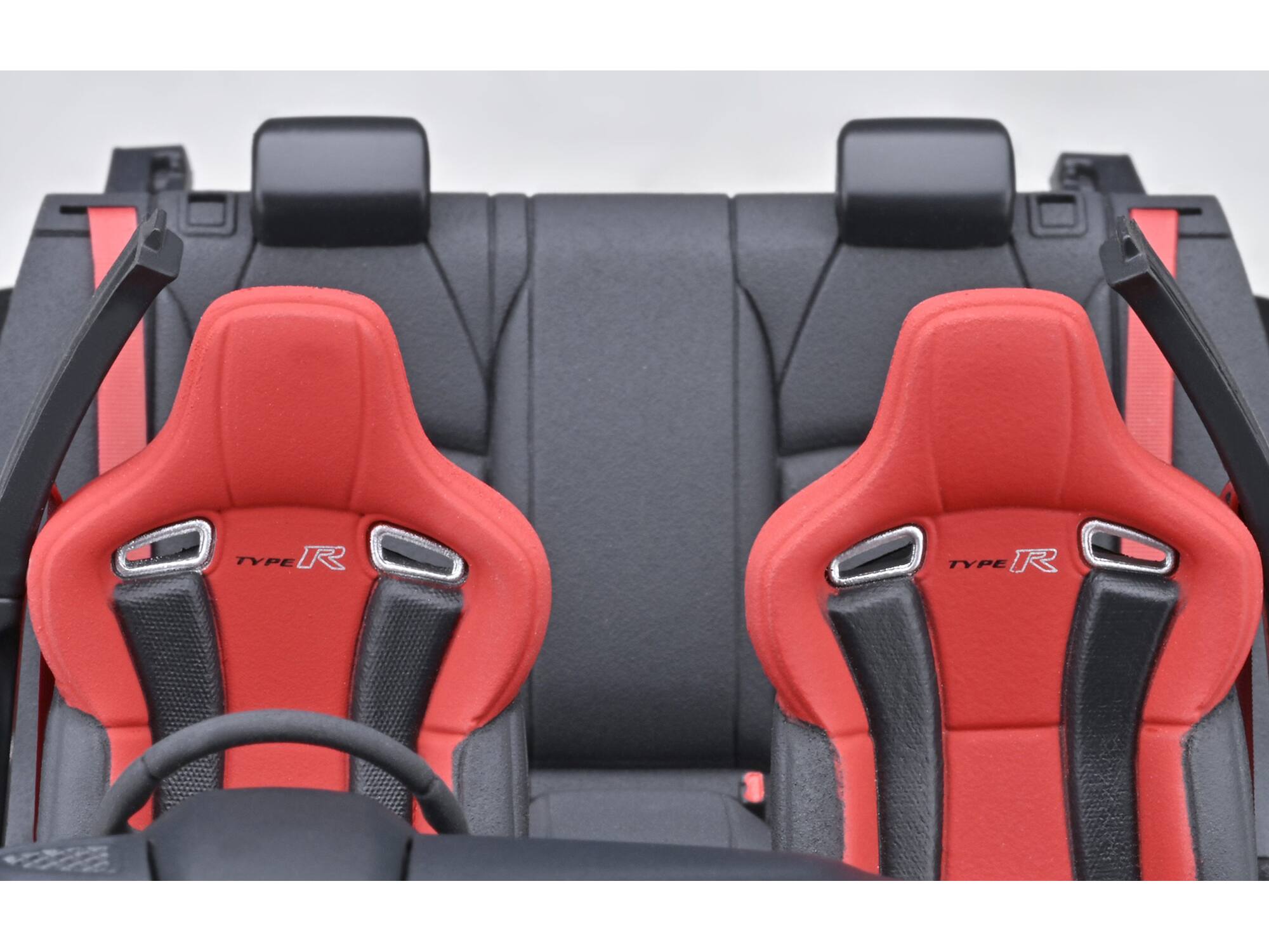 TYPE R  
TYPE R