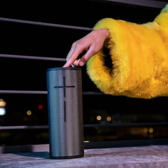 Ultimate Ears BOOM 3 Portable Wireless Bluetooth Speaker with Ultimate Ears BOOM 3 Portable Wireless Bluetooth Speaker with
