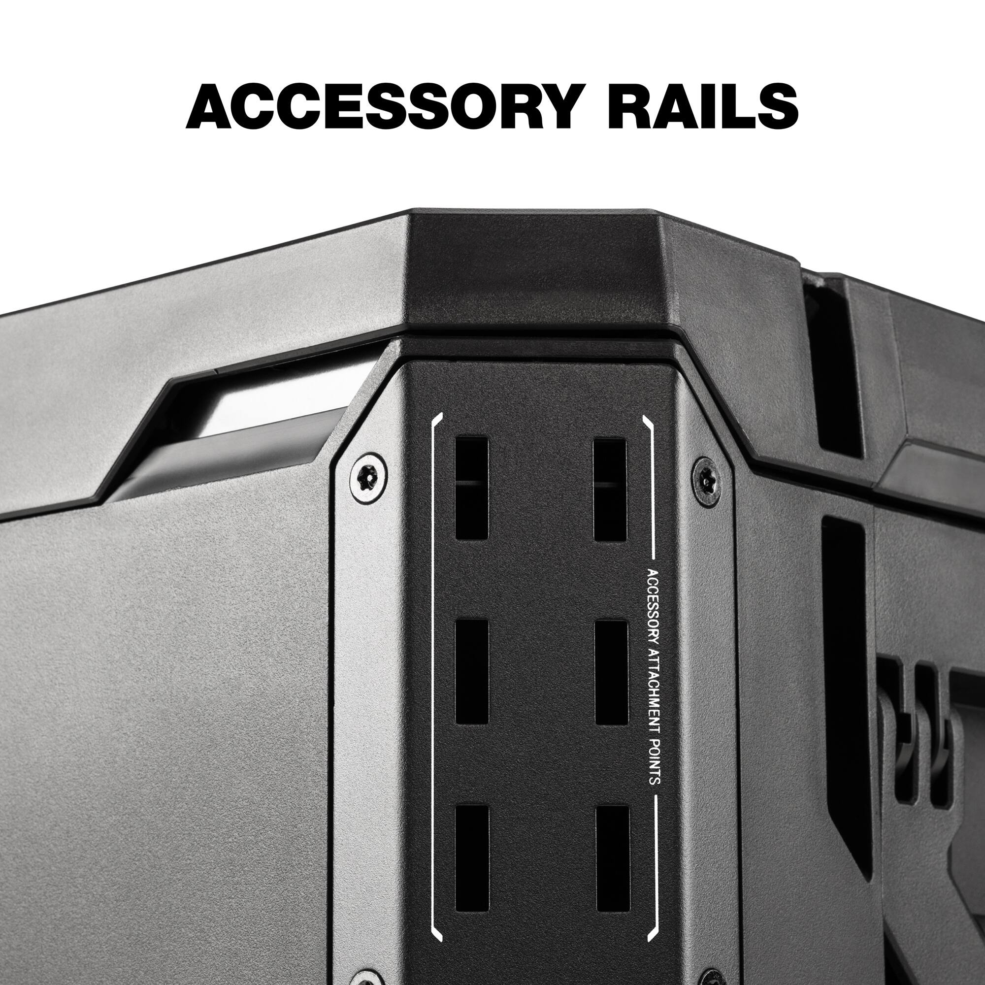 ACCESSORY RAILS  
ACCESSORY ATTACHMENT POINTS