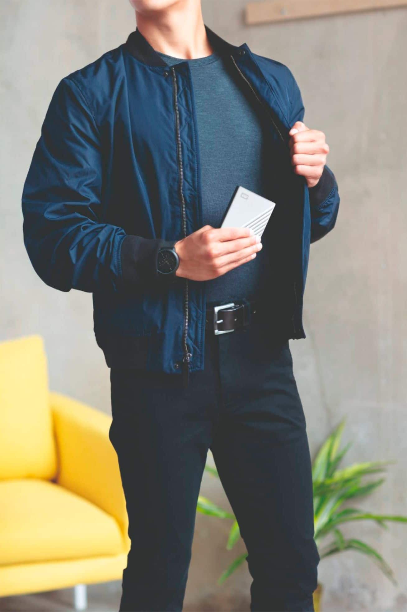 Alt View 15. WD - My Passport Ultra 4TB External USB 3.0 Portable Hard Drive - Silver.