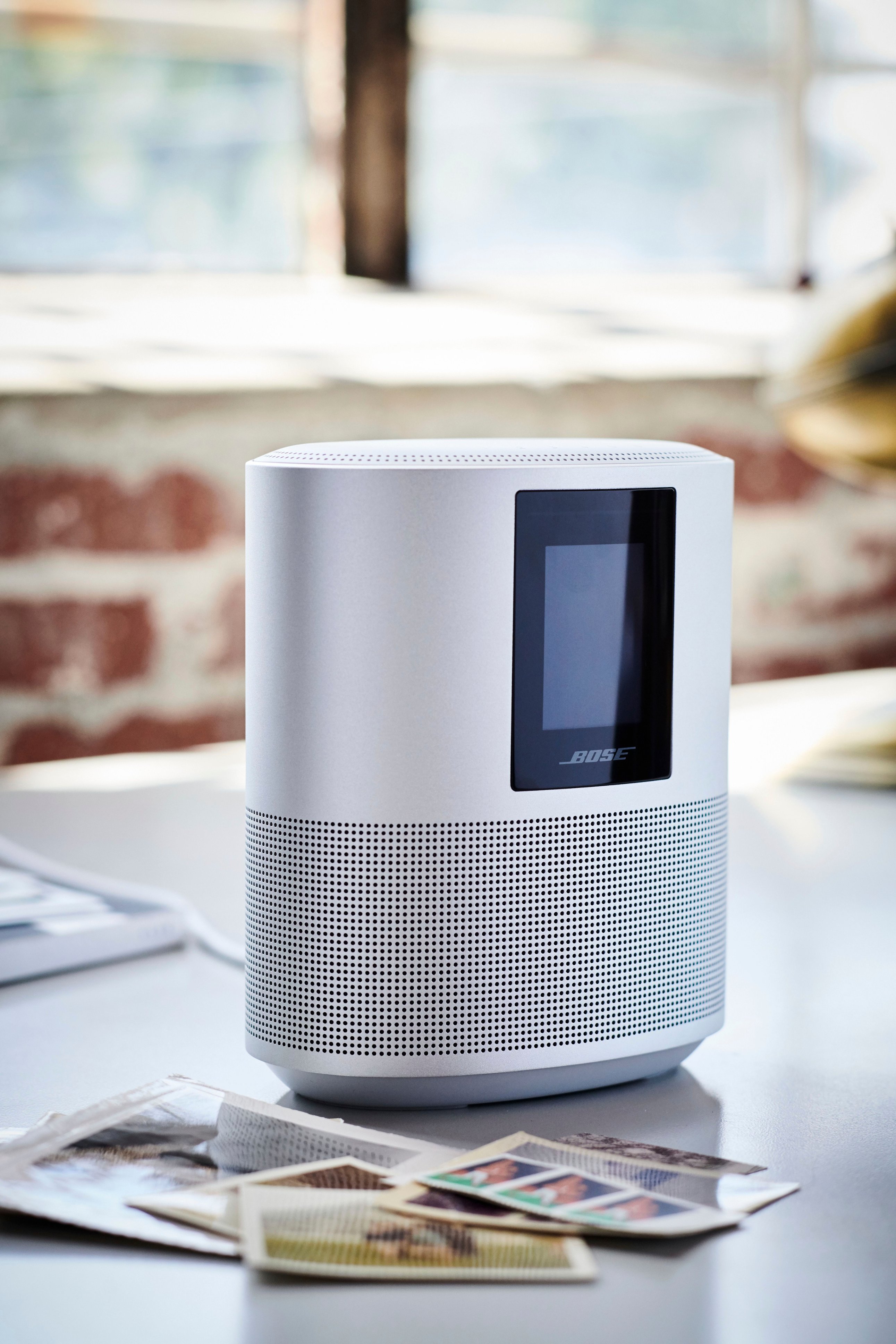 Bose Smart Speaker 500 Wireless All-In-One Smart Speaker Luxe