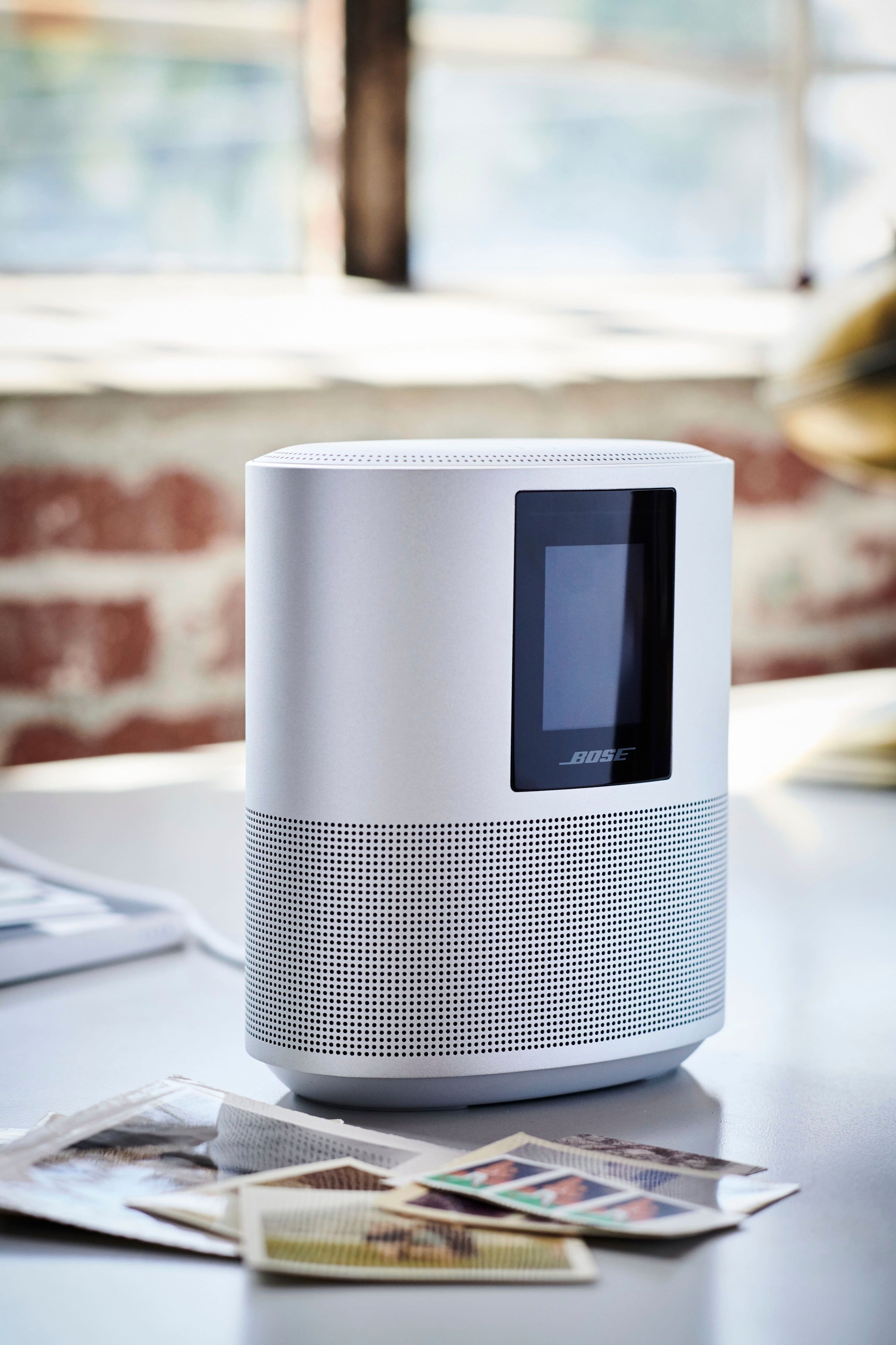 Bose Smart Speaker 500 Wireless All-In-One Smart Speaker