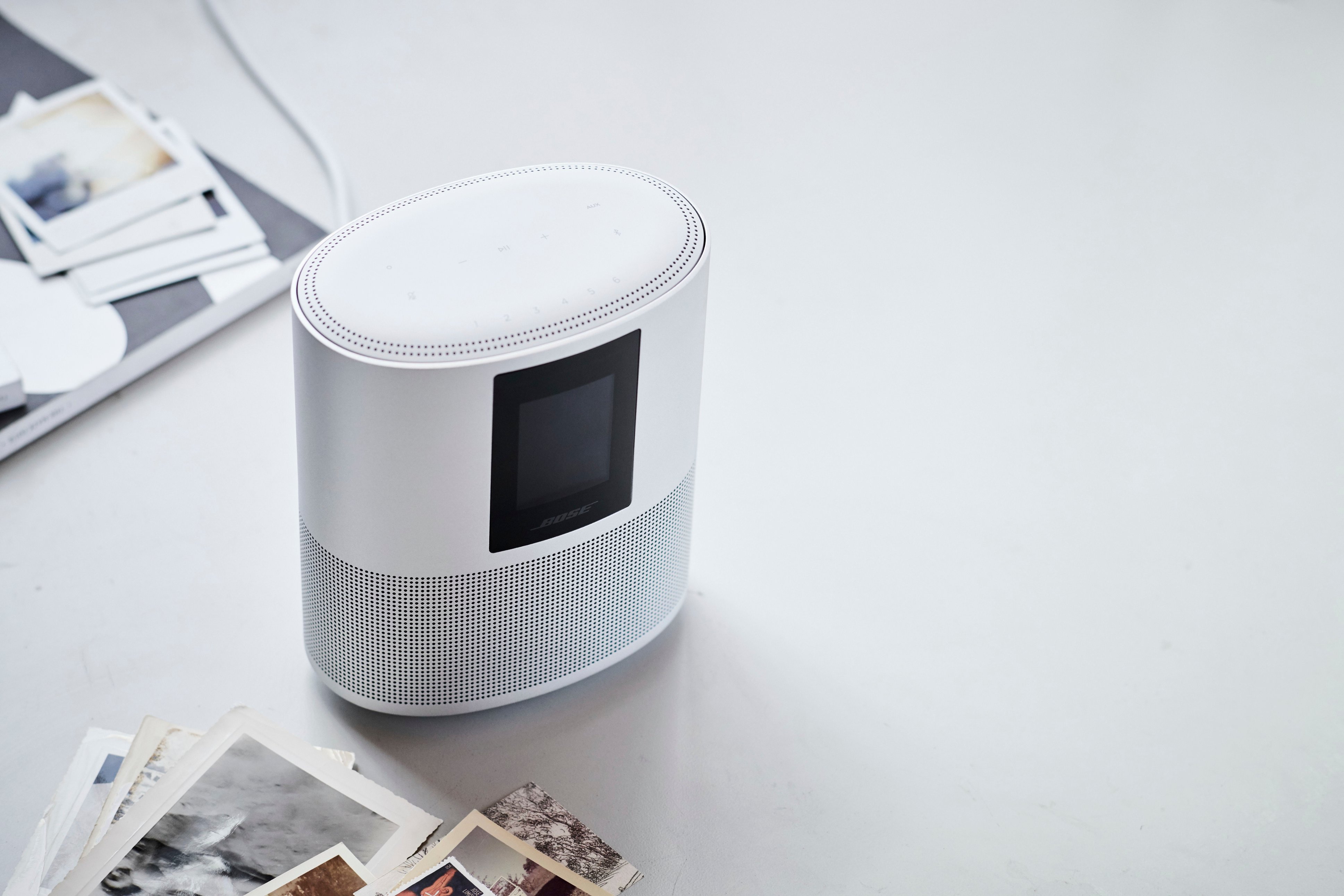 Bose Smart Speaker 500 Wireless All-In-One Smart Speaker Luxe 