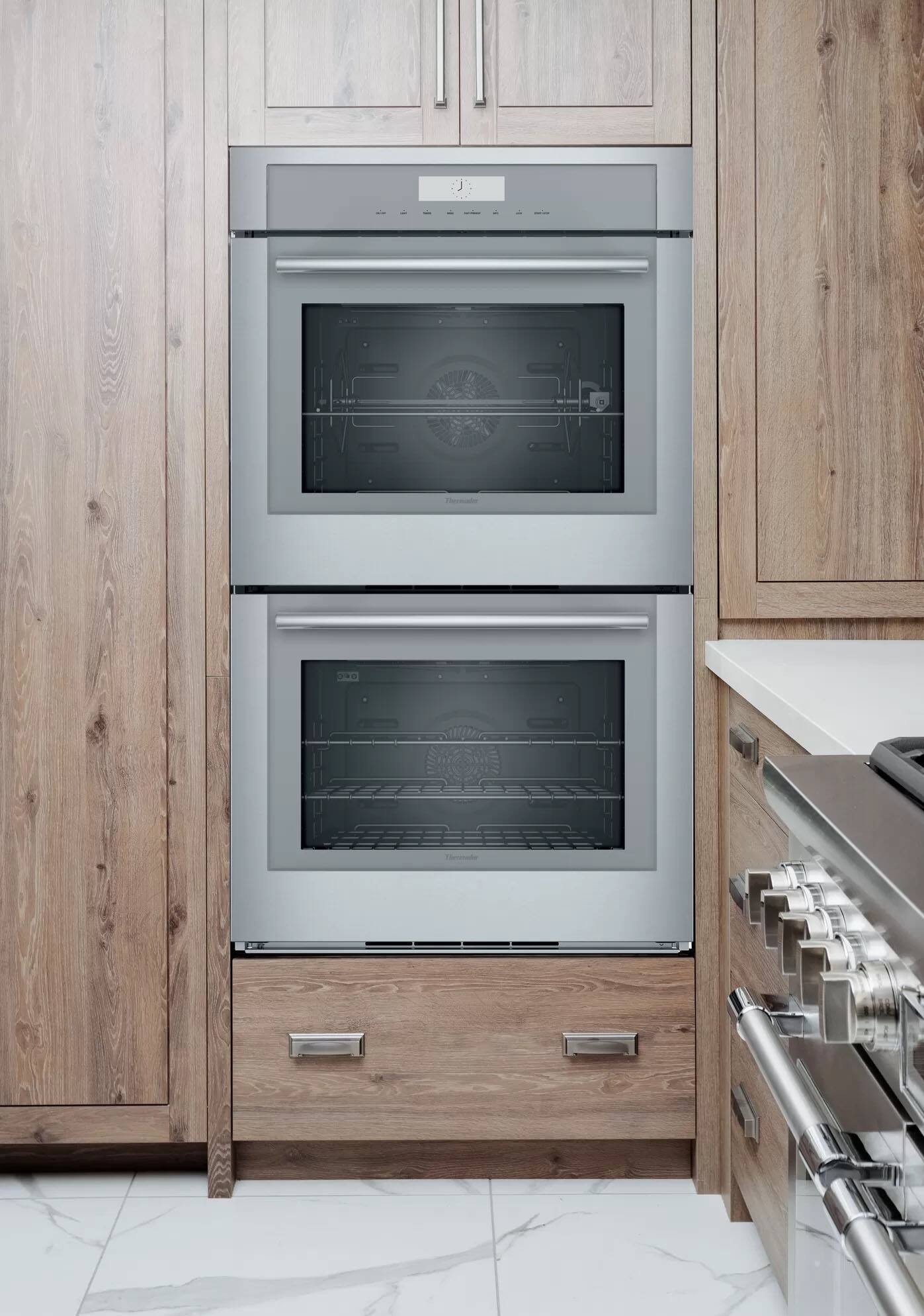 Alt View 16. Thermador - Masterpiece Series 30" Built-In Double Electric Convection Wall Oven with Wifi - Stainless Steel.