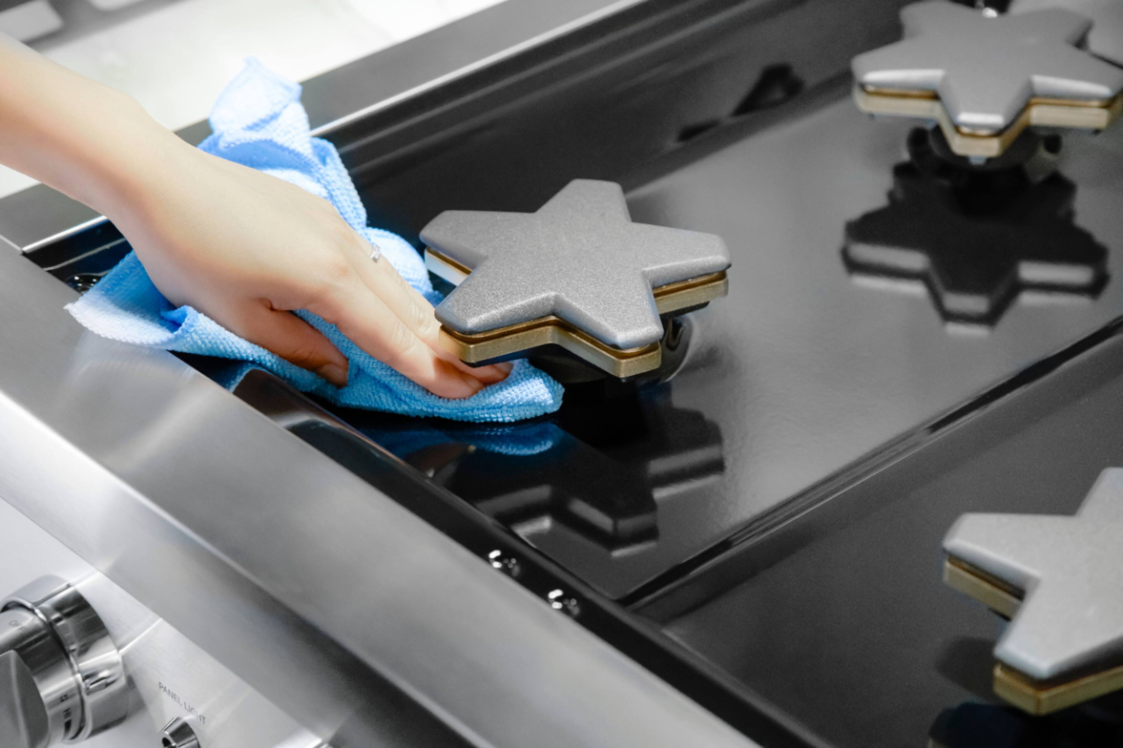 Alt View 12. Thermador - Professional Series 30" Built-In Gas Cooktop with 5 Pedestal Star Burners - Stainless Steel.