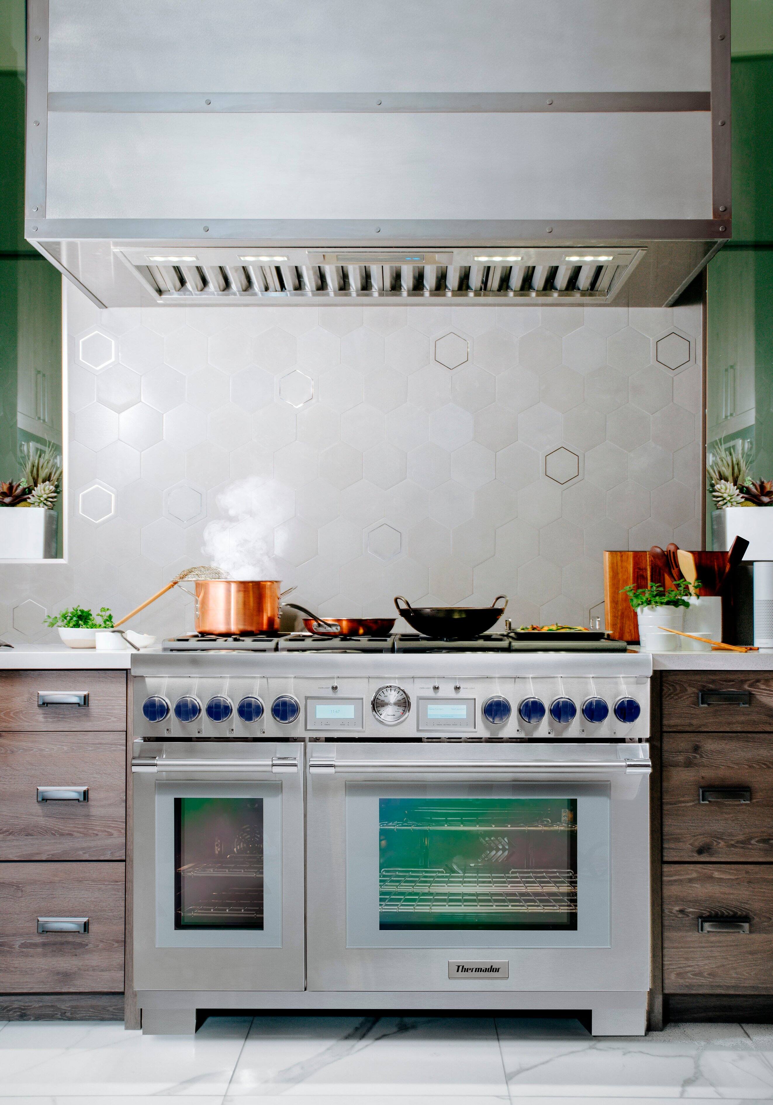 Alt View 17. Thermador - Professional Series 52" Externally Vented Range Hood - Stainless Steel.