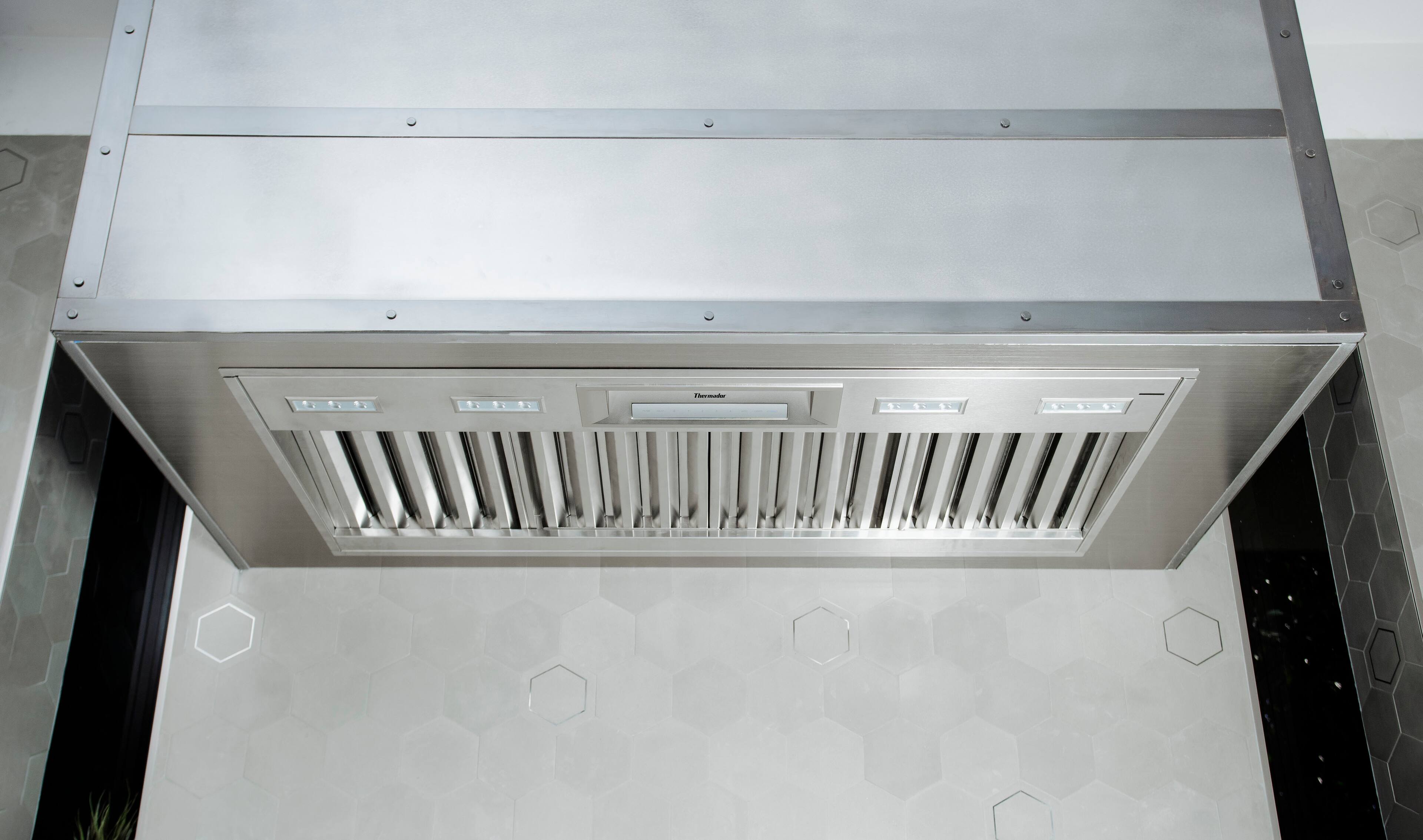 Alt View 16. Thermador - PROFESSIONAL SERIES 40" Externally Vented Range Hood - Stainless Steel.
