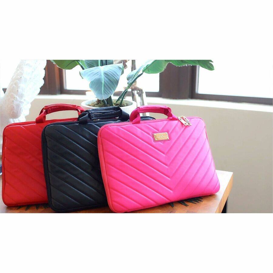 Alt View 2. ECO STYLE - Sandy Lisa Capri Carrying Case (Sleeve) for 14" Notebook - Red - Scratch Resistant - Chevron Printed - Handle - 10.4" - Red.