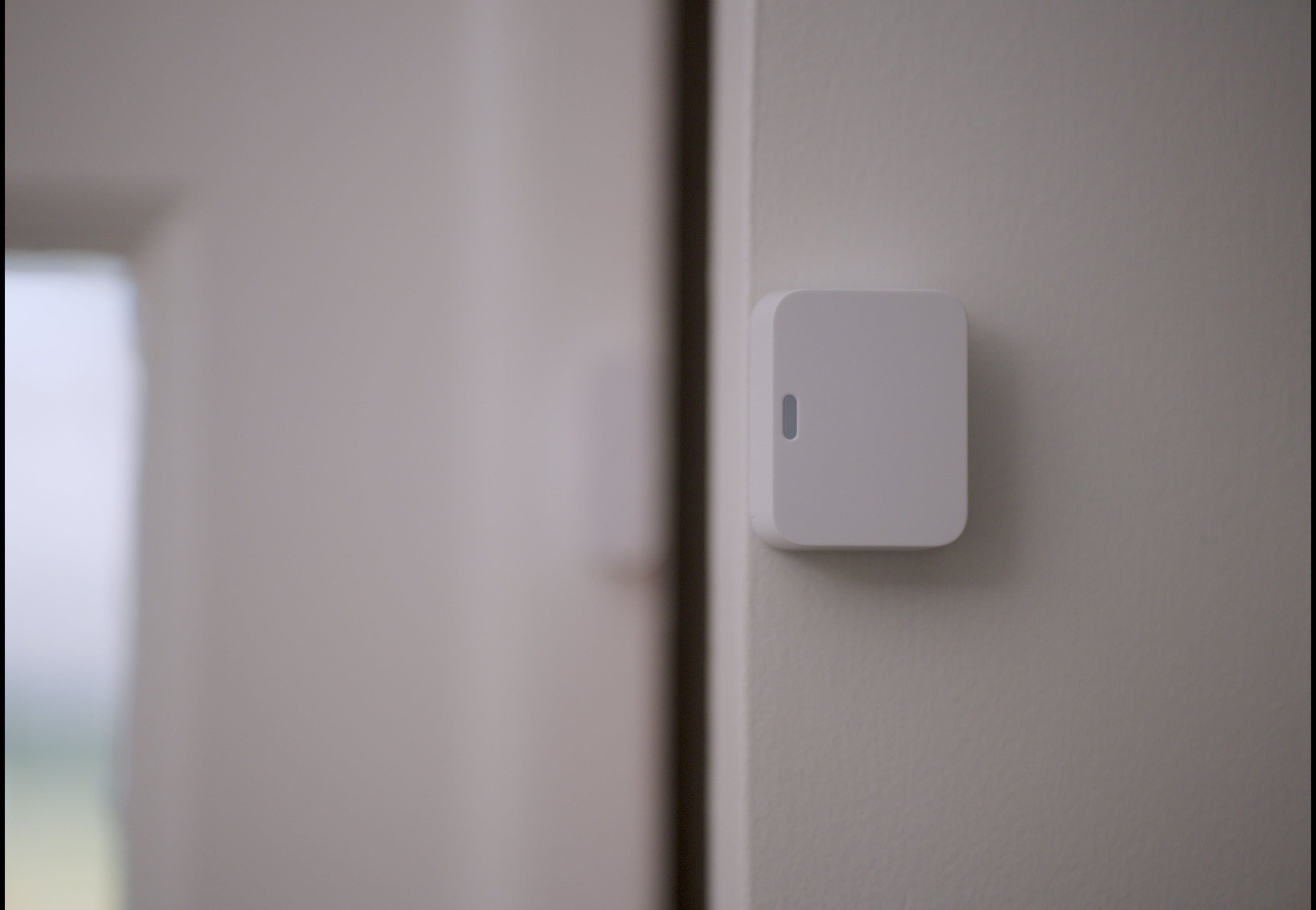 Alt View 13. SimpliSafe - 1pack Entry Sensor - White.