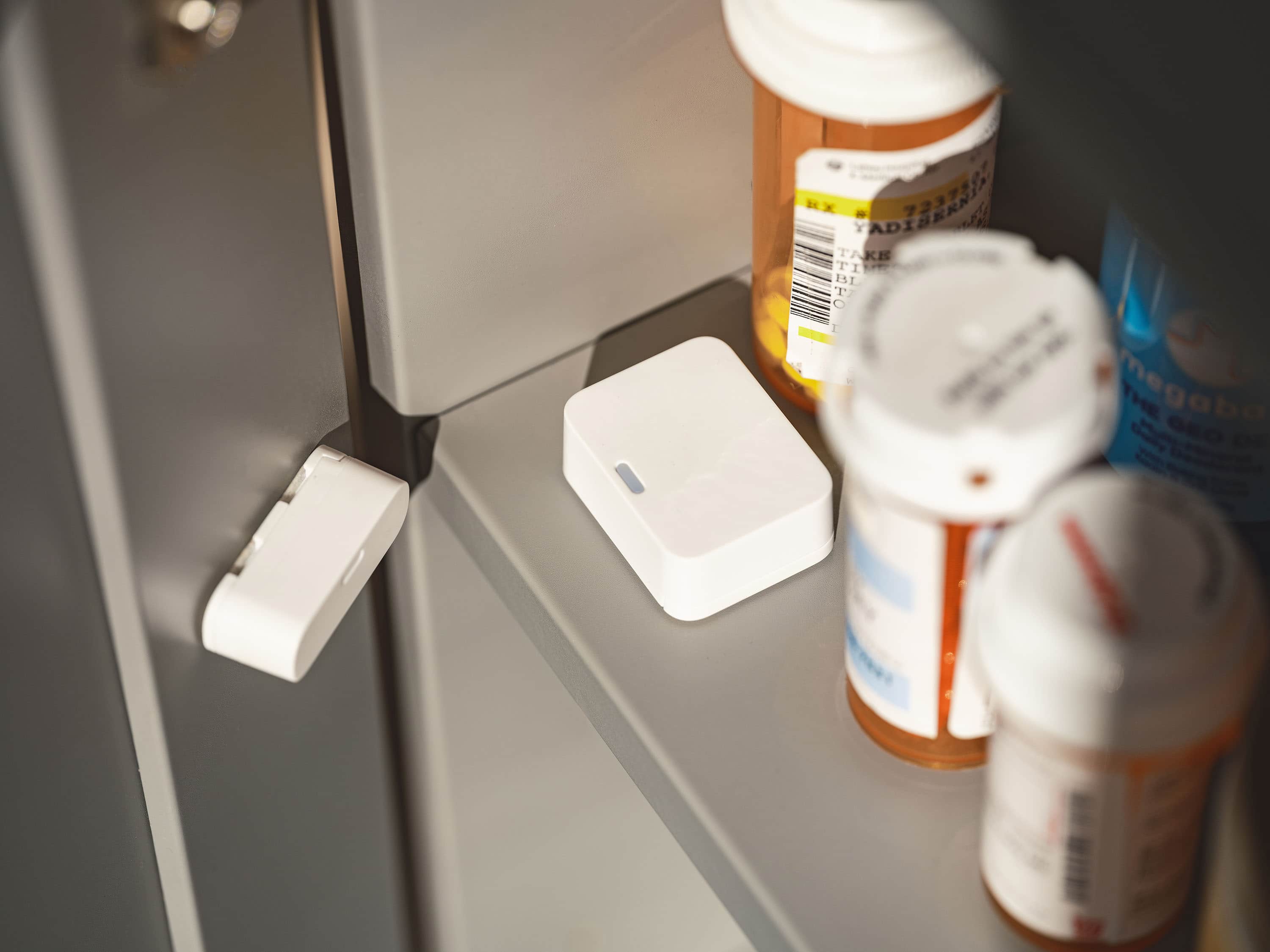 Alt View 14. SimpliSafe - 1pack Entry Sensor - White.