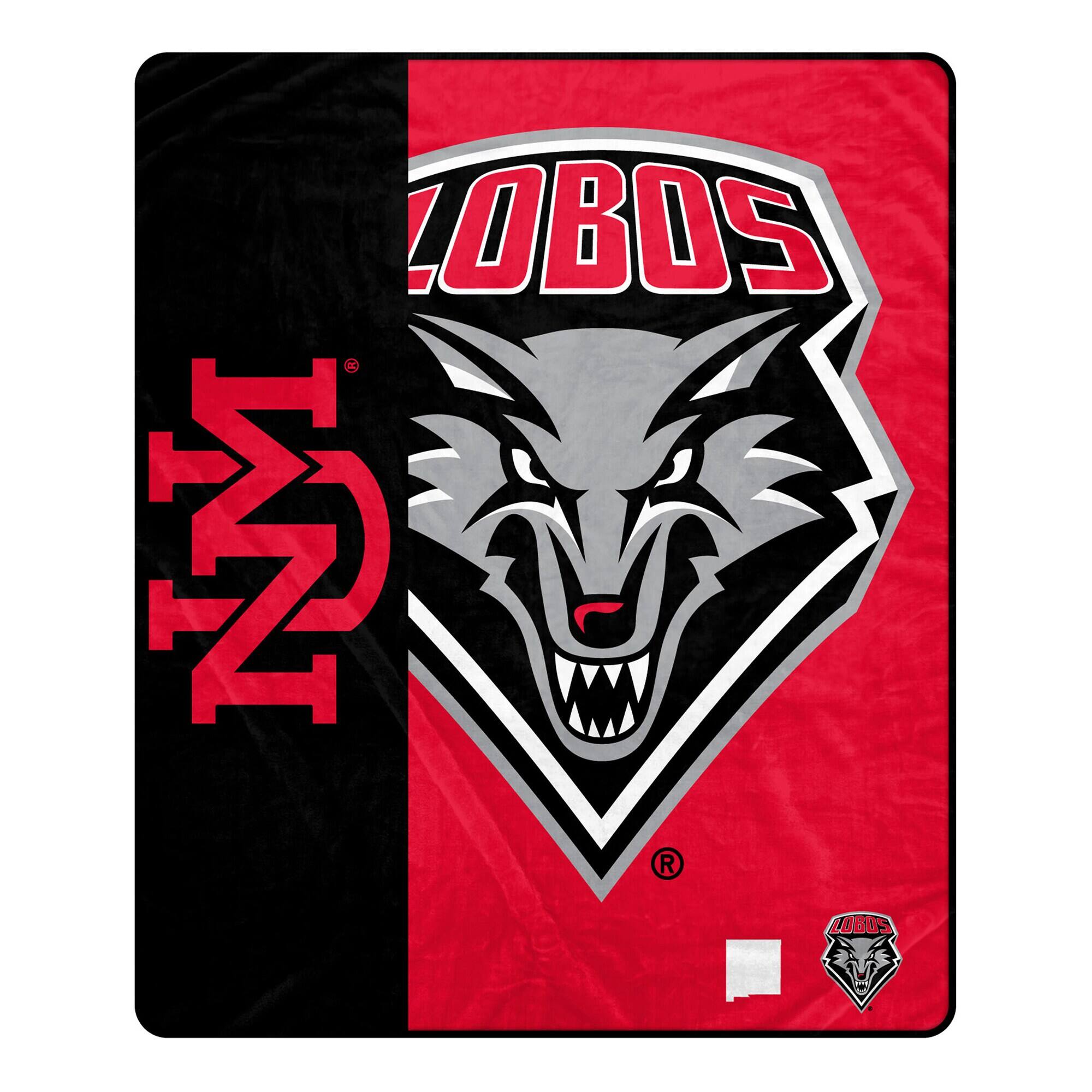 The text on the image should be grouped and corrected as follows:

- "LOBOS"
- "N" (with a registered trademark symbol)
- "LOBOS" (smaller version in the bottom right corner)