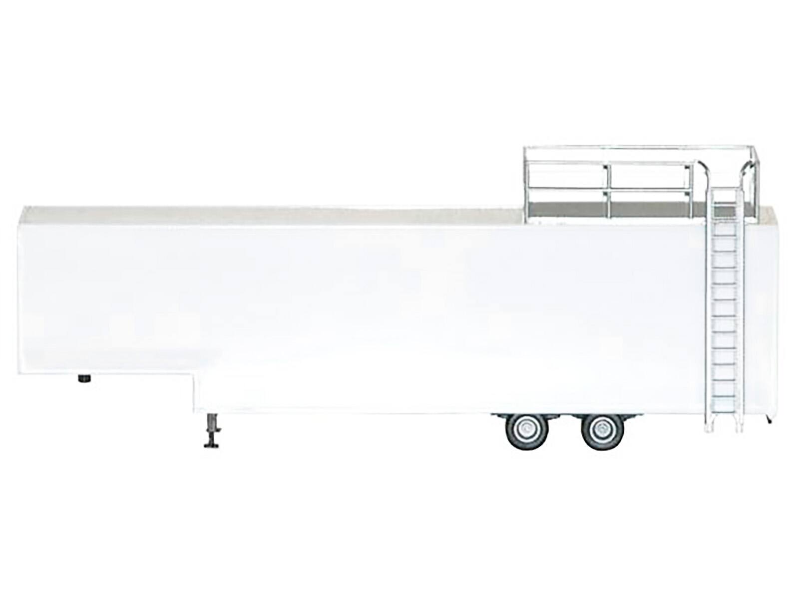Angle. Promotex - Race Horse Transport Trailer White 1/87 (HO) Plastic Model by Promotex - White.