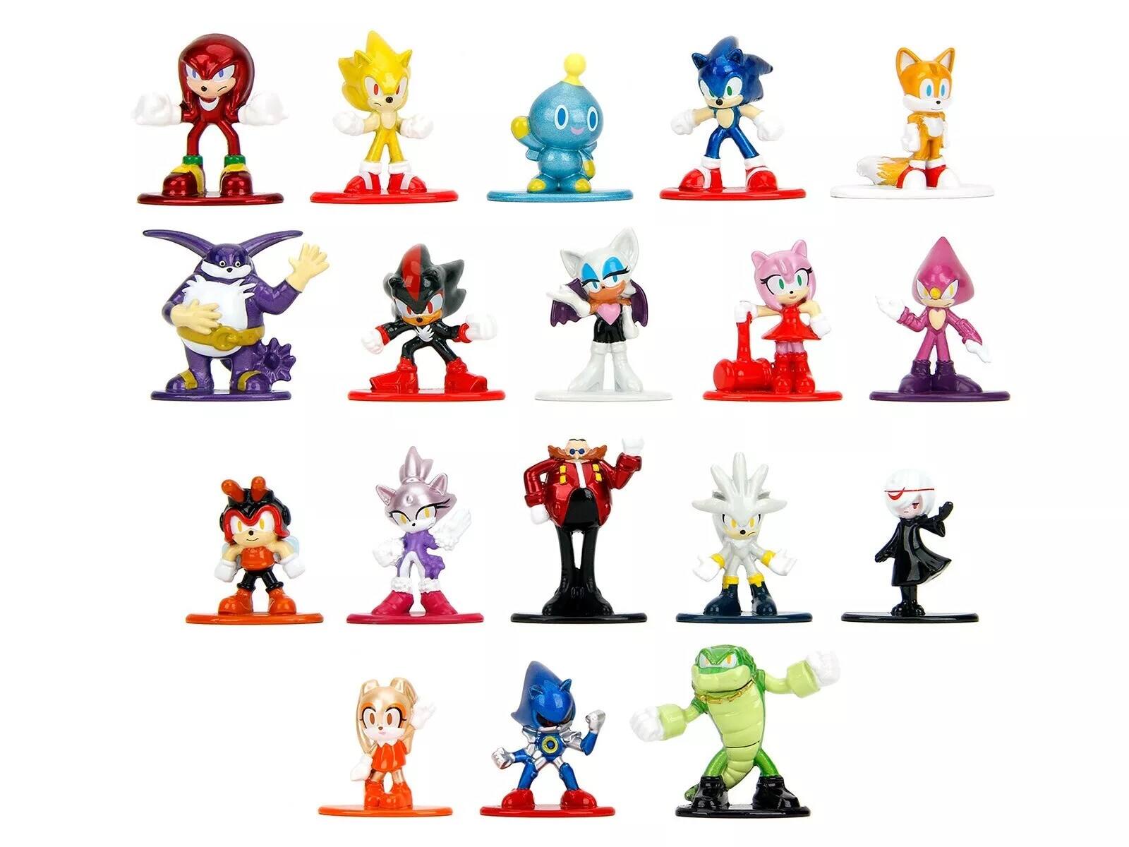 Left. Jada - "Sonic The Hedgehog" Set of 18 Diecast Figures "Nano Metalfigs" Series by Jada - Multicolor.