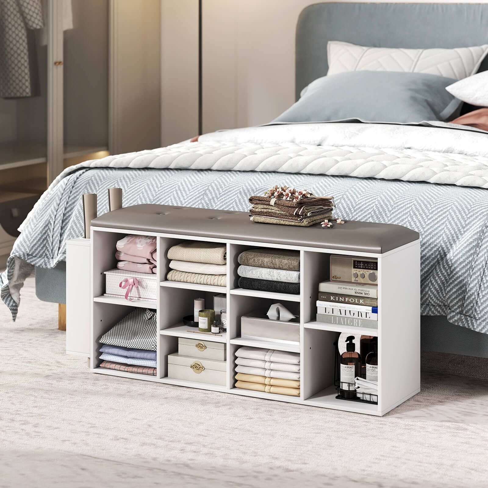 KINFOLK LIAIGNE LIAIGNE