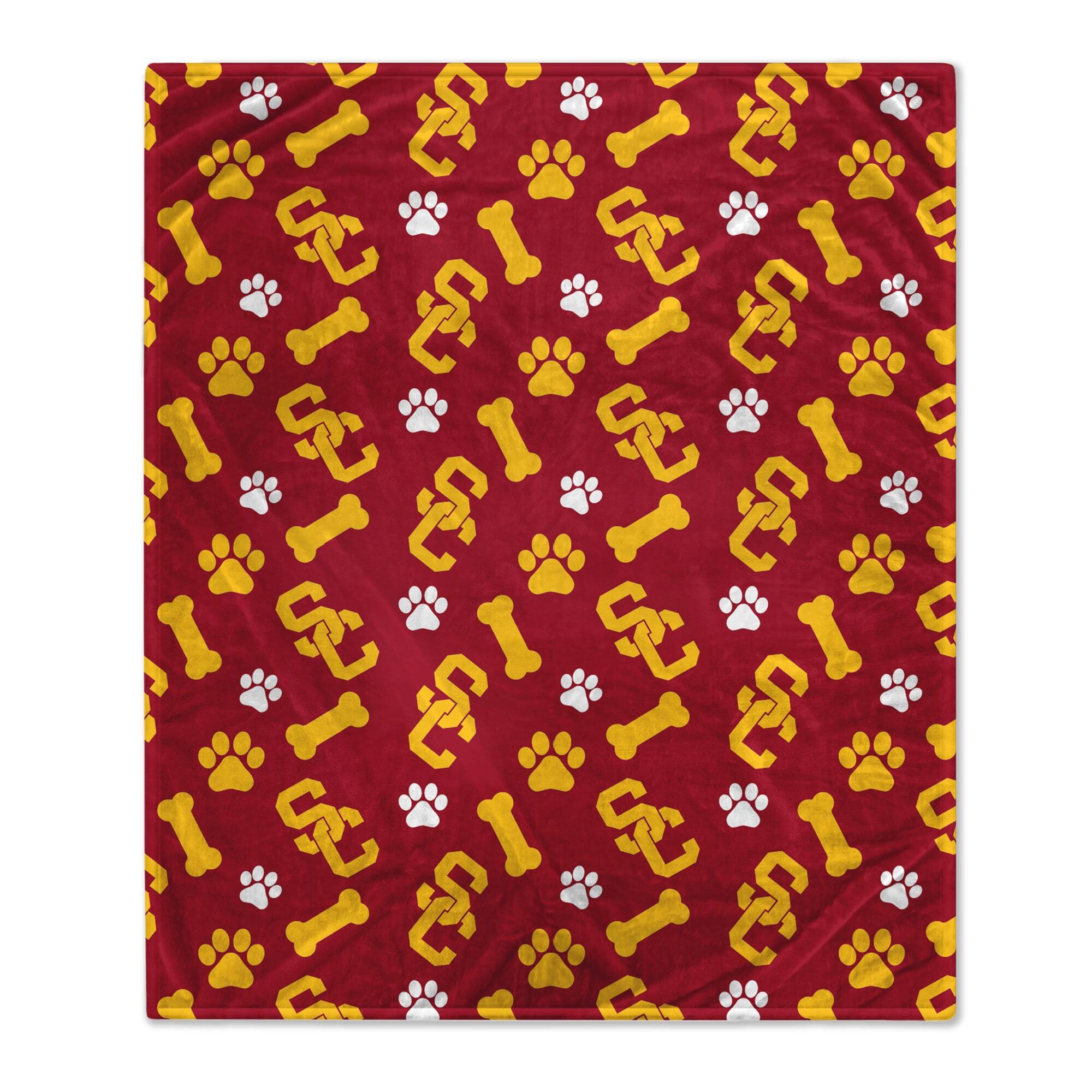 Front. Pegasus - USC Trojans 40" x 50" Lightweight Bones Flannel Fleece Pet Blanket - Maroon.
