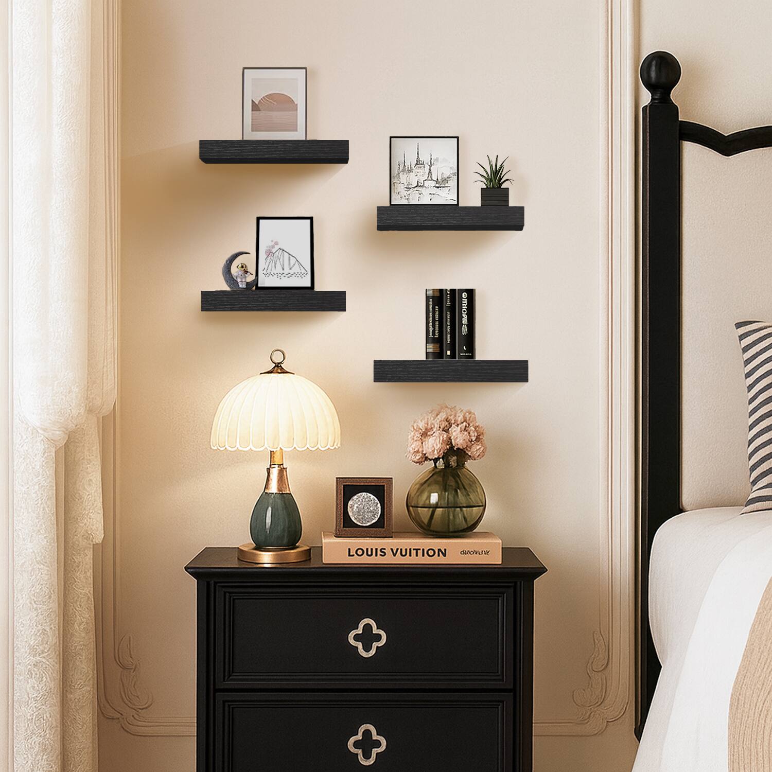 i IONE i LOUIS VUITTON GUOR