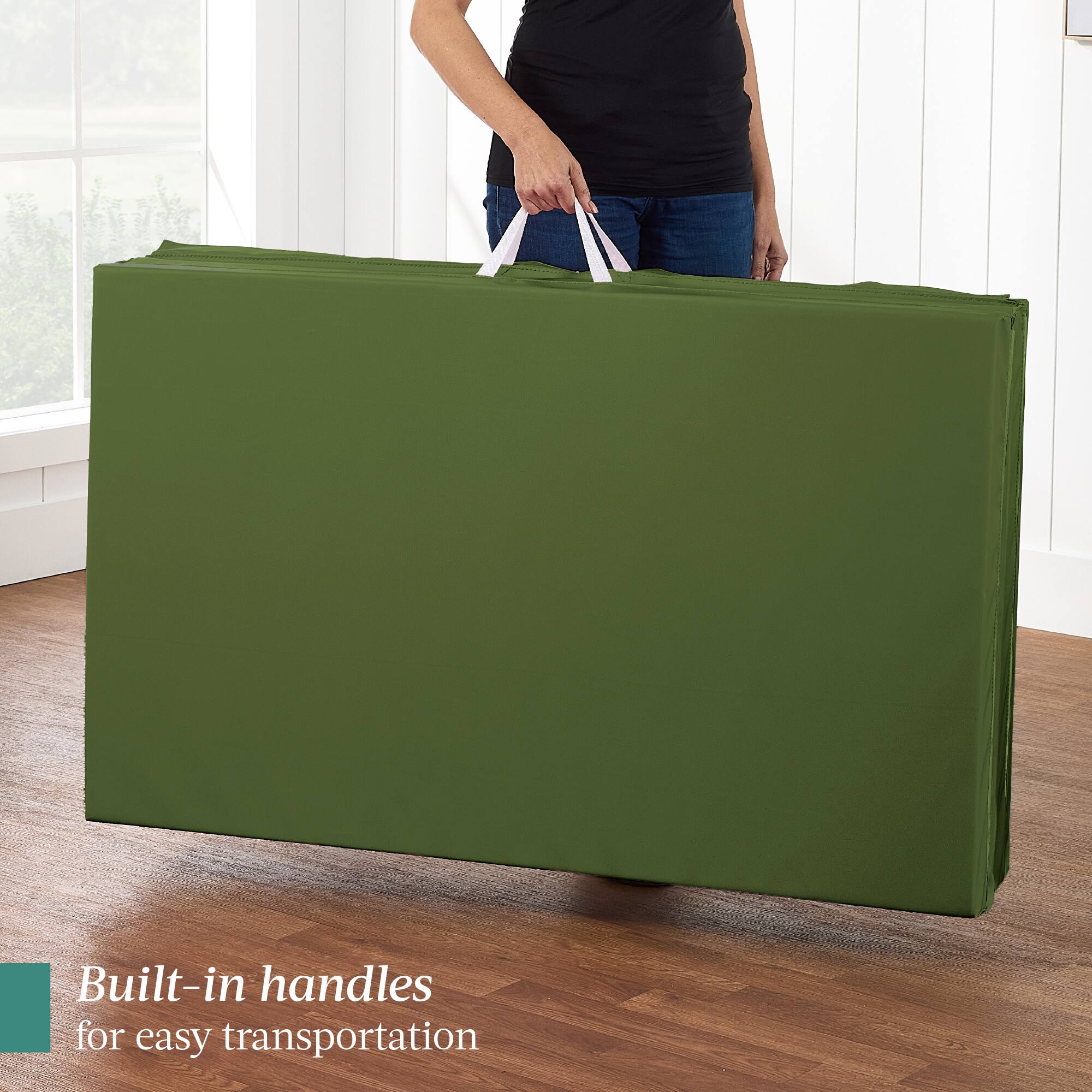 Built-in handles for easy transportation