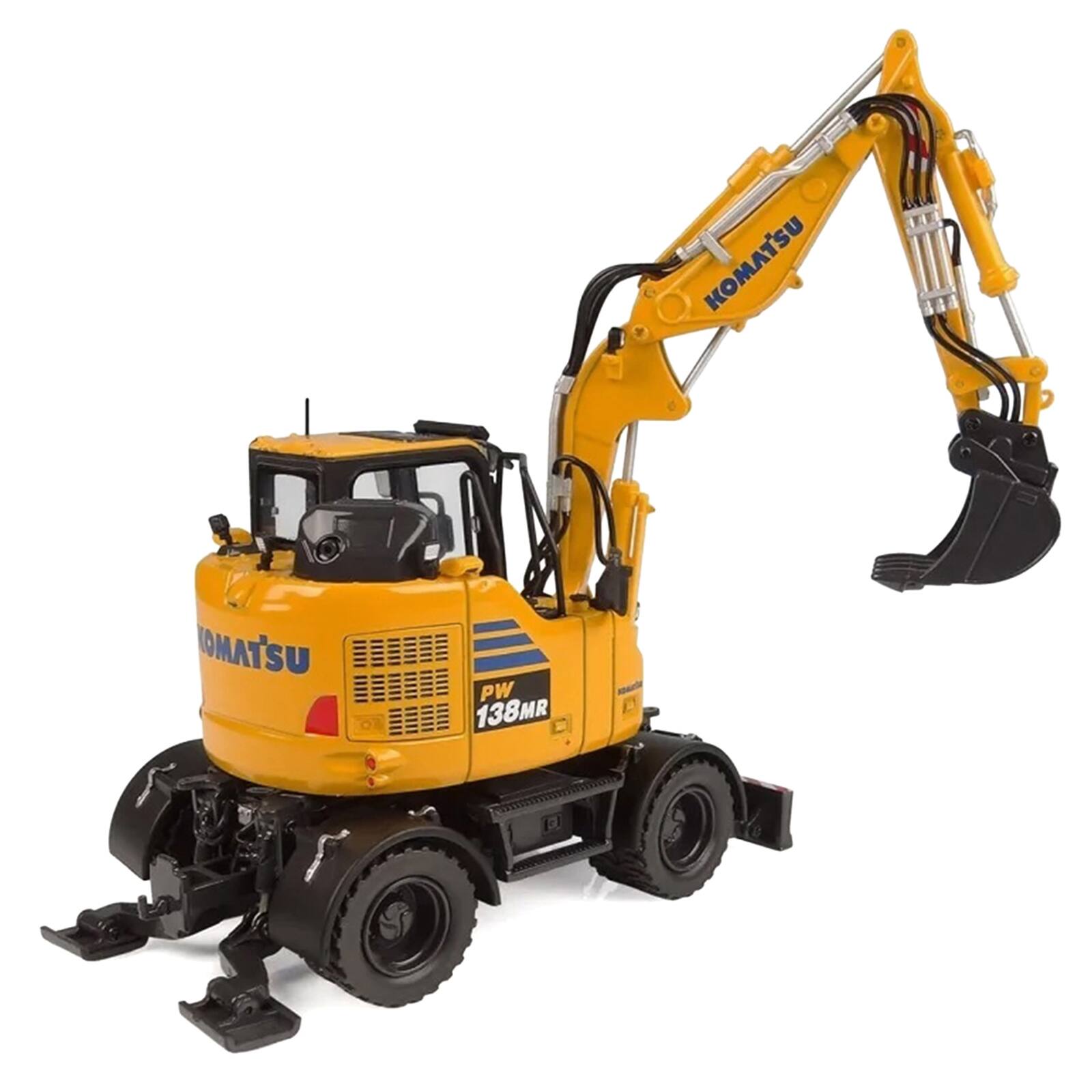 KOMATSU  
COMATSU  
PW 138MR
