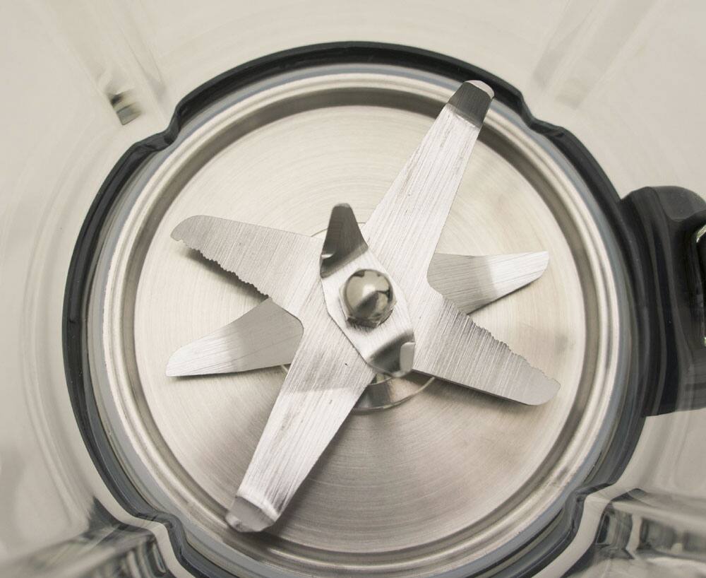 Angle. SPT - Multi-Functional Pulverizing Blender with Heating Element - Stainless steel.