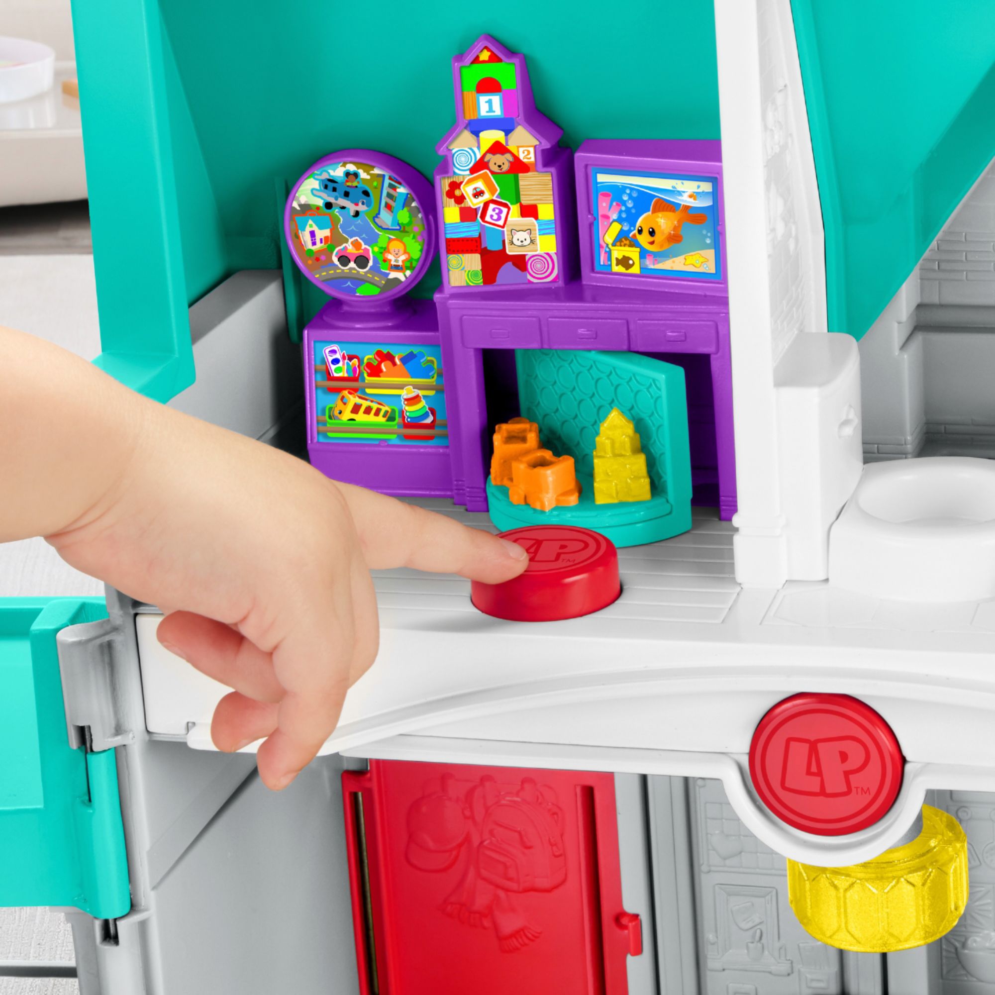 Fisher-Price Little People Big Helpers Home, Narmbut Wholesaler, Leading  Wholesaler in USA