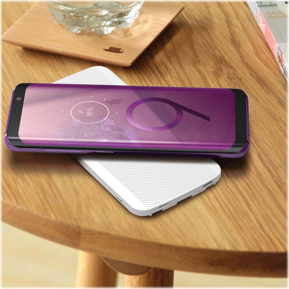 Alt View 14. iWalk - Scorpion Air 8000 mAh Portable Charger for Most Devices - White.