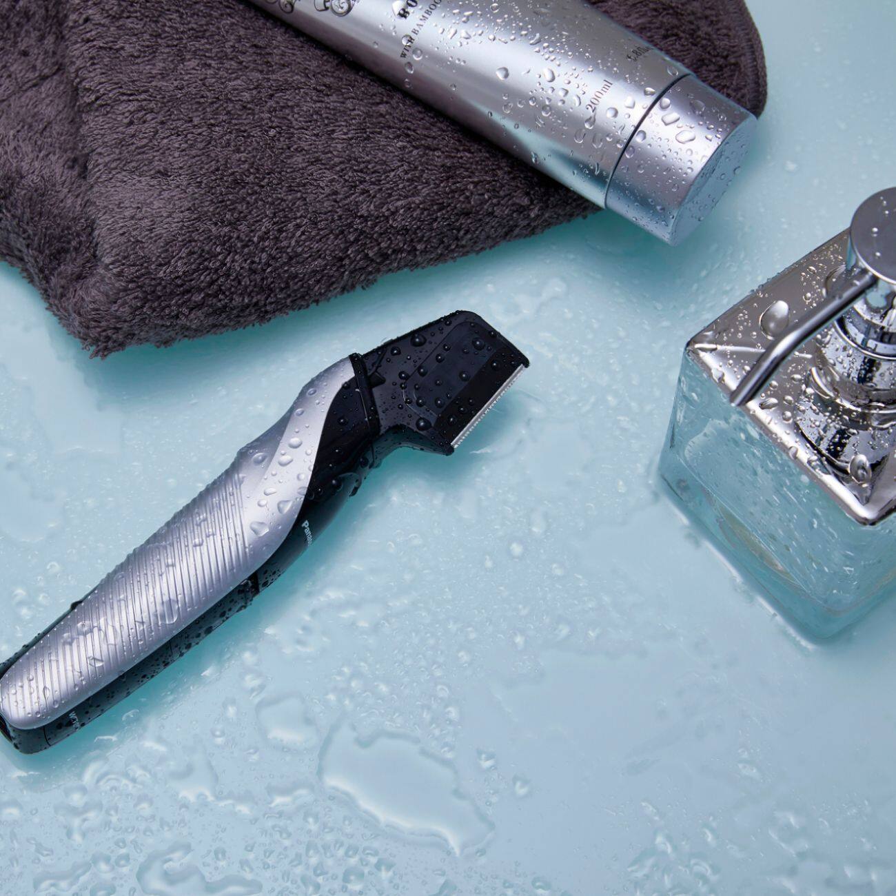 Alt View 13. Panasonic - Men’s Body Groomer and Trimmer with 2 Comb Attachments - Black/Silver.