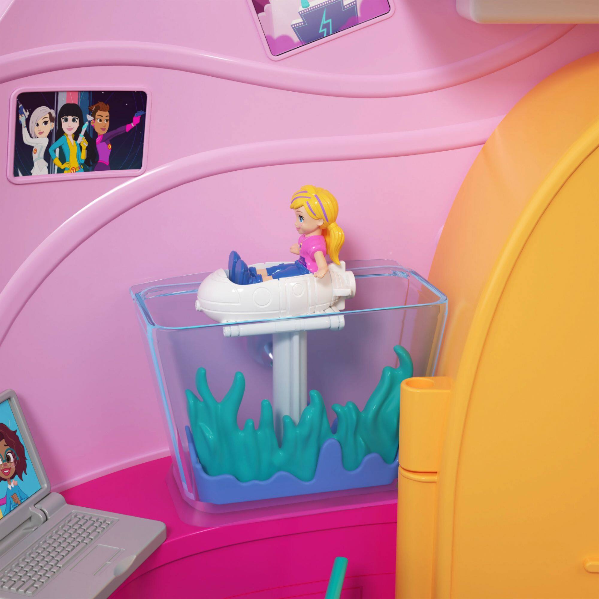 Polly Pocket Adventure S.U.V. (Secret Utility Vehicle)