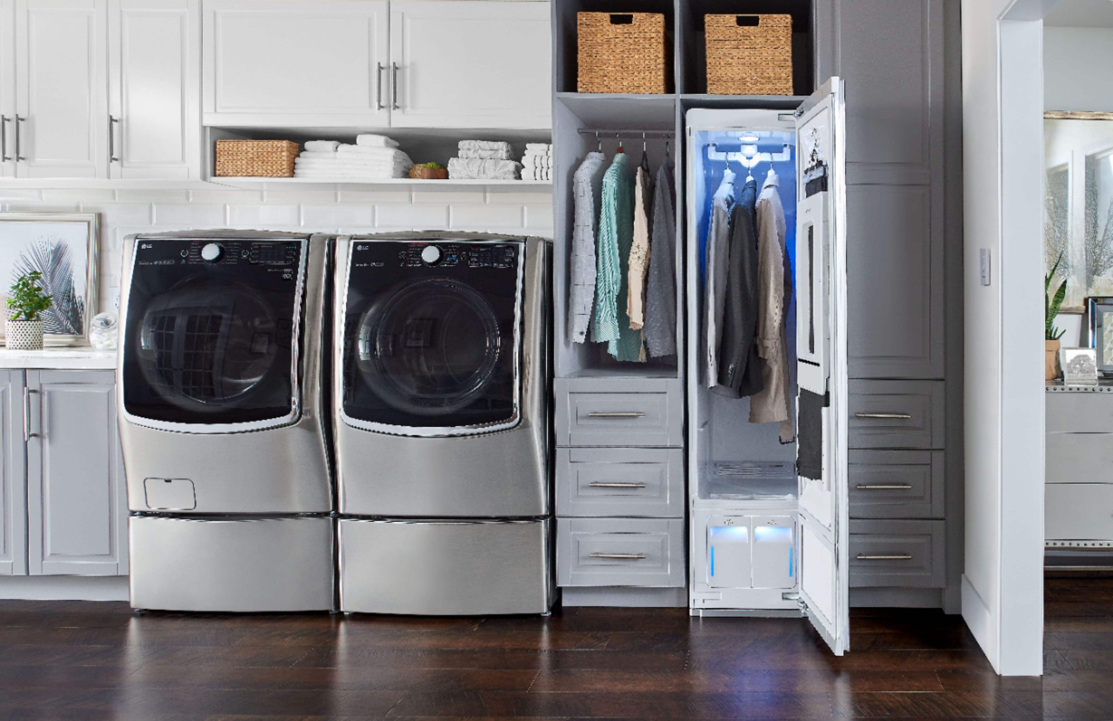 Alt View 14. LG - Styler Smart Steam Clothing Care System - White.