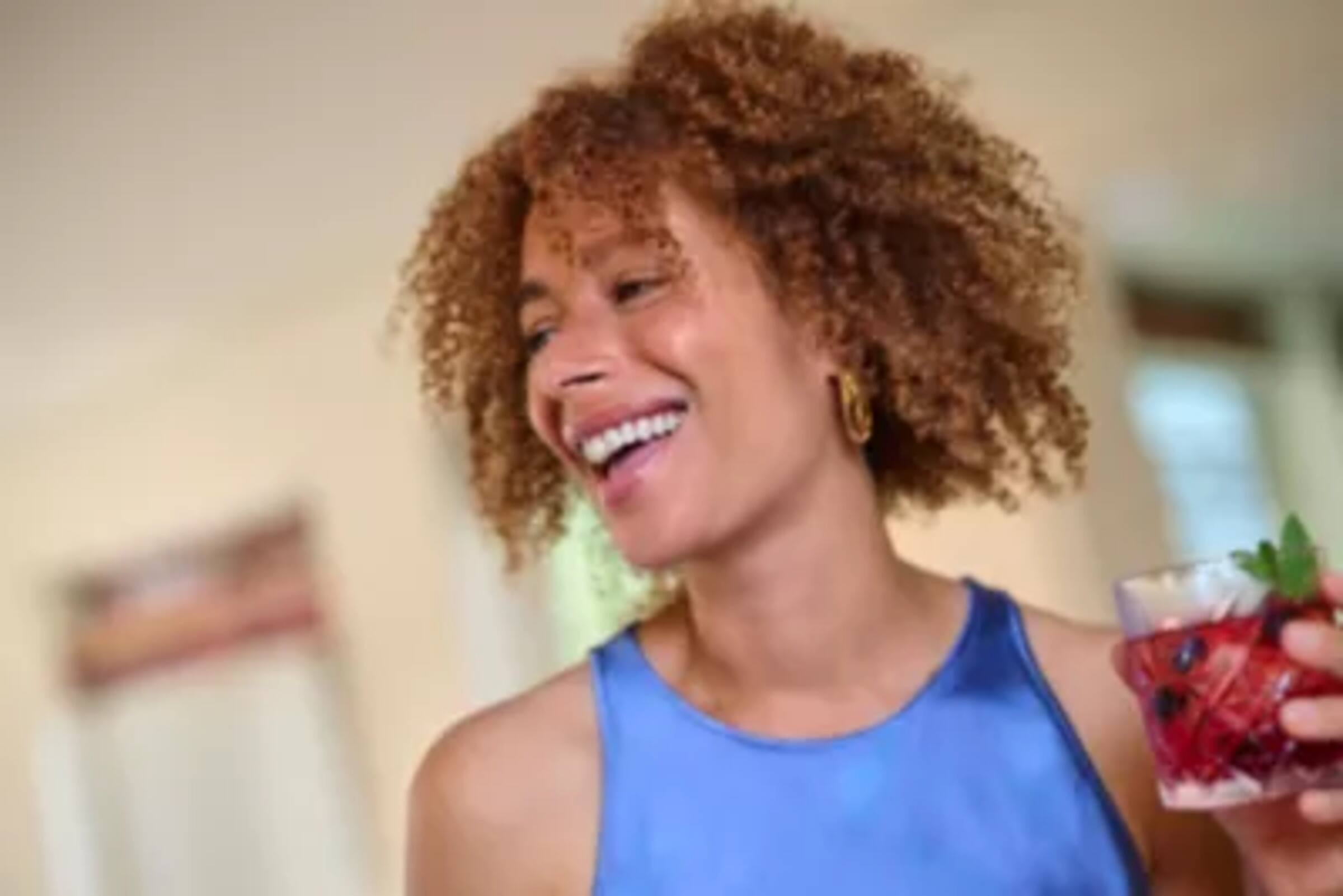 Alt View 17. Philips Sonicare - Philips Sonicare S2 Sensitive - Replacement Toothbrush Heads, 6 Pack, HX6056/77 - White.