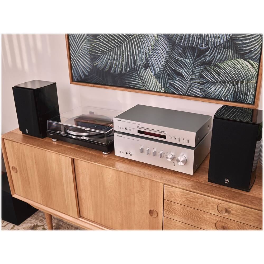 Alt View 13. Yamaha - Stereo Turntable - Piano Black.